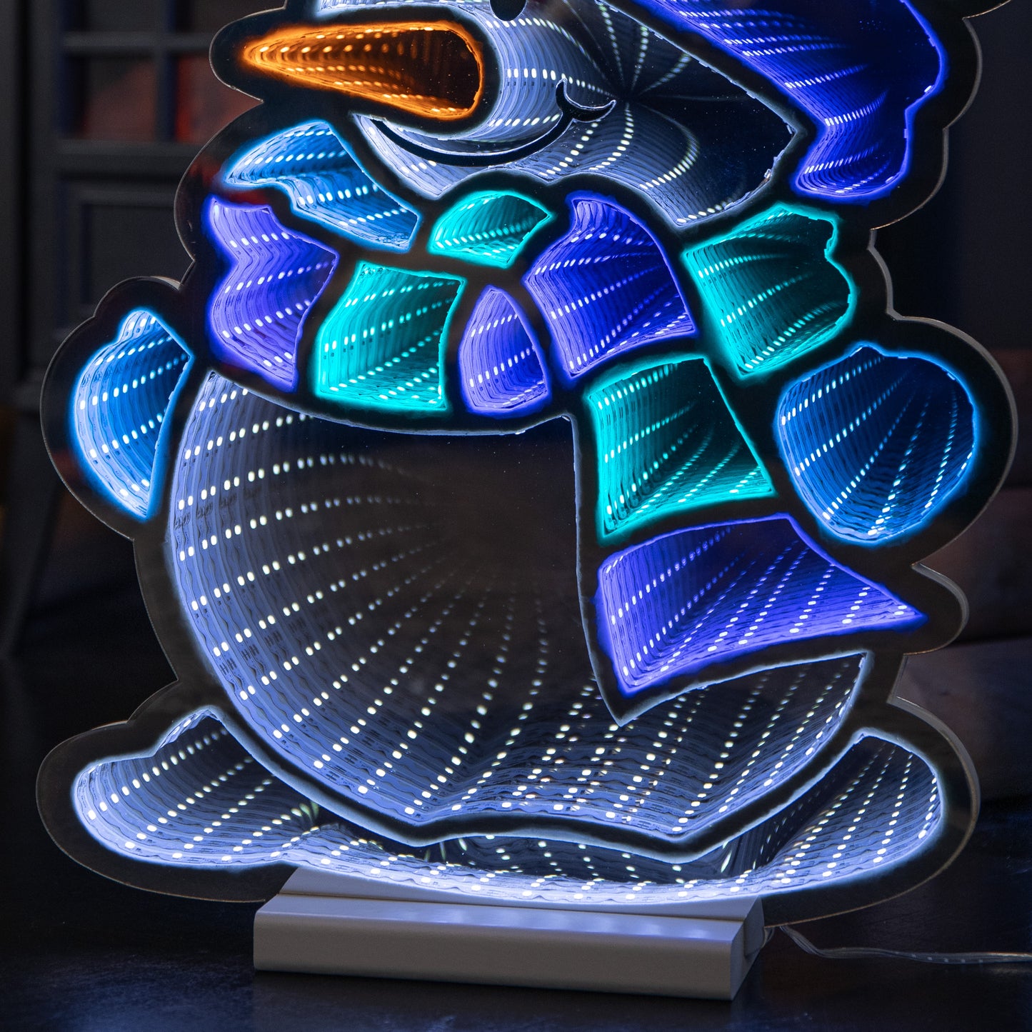 40cm Light up Snowman Infinity Christmas Decoration with Blue and White LEDs