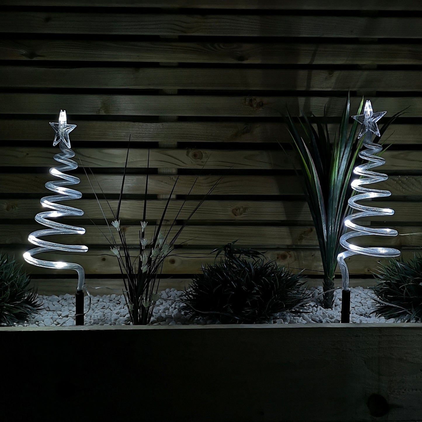 Set of 4 Battery Operated LED Cool White Spiral Tree Path Lights Christmas Decoration with Timer