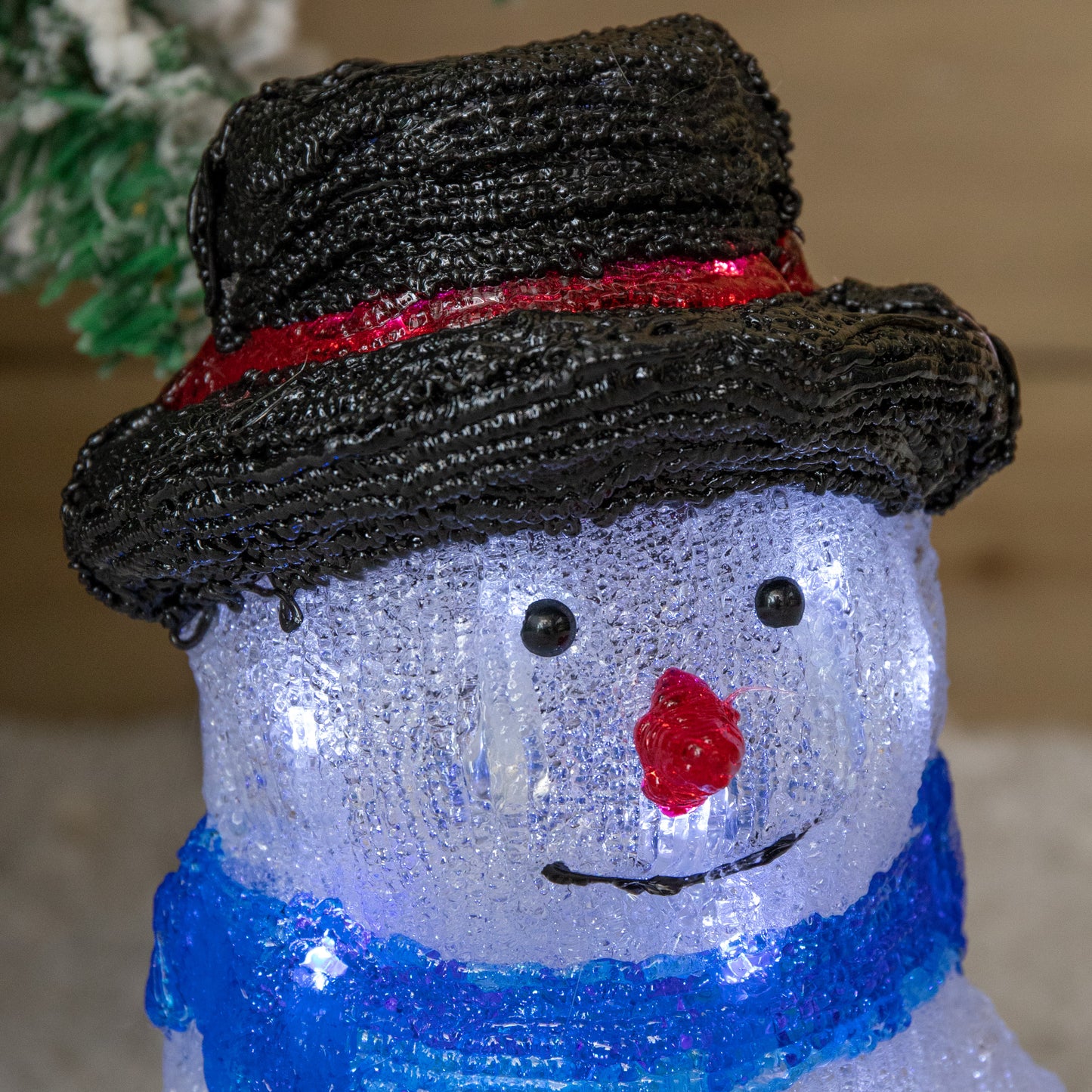 Factory Seconds: 27cm Battery Operated Light up Acrylic Christmas Snowman Decoration with White LEDs