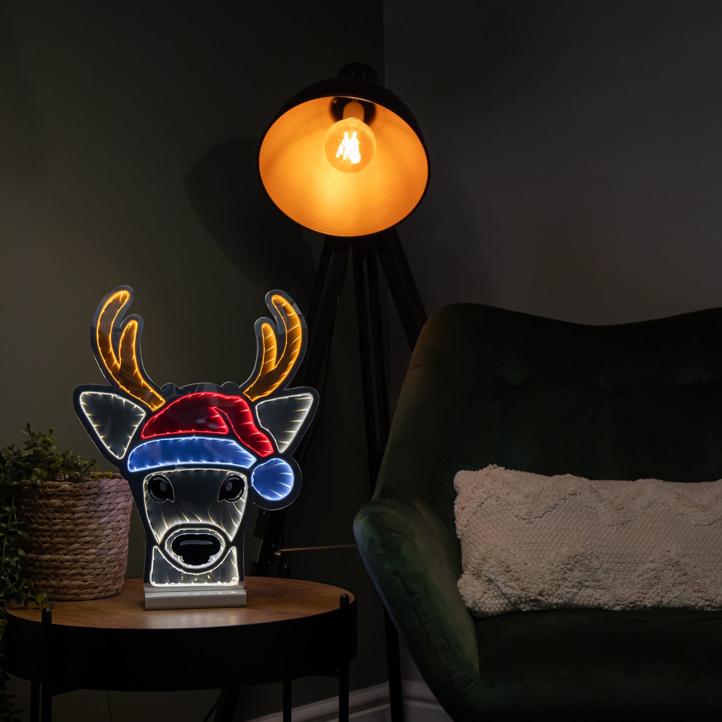 40cm Light up Christmas Deer Head in Santa Hat Infinity Decoration with LEDs