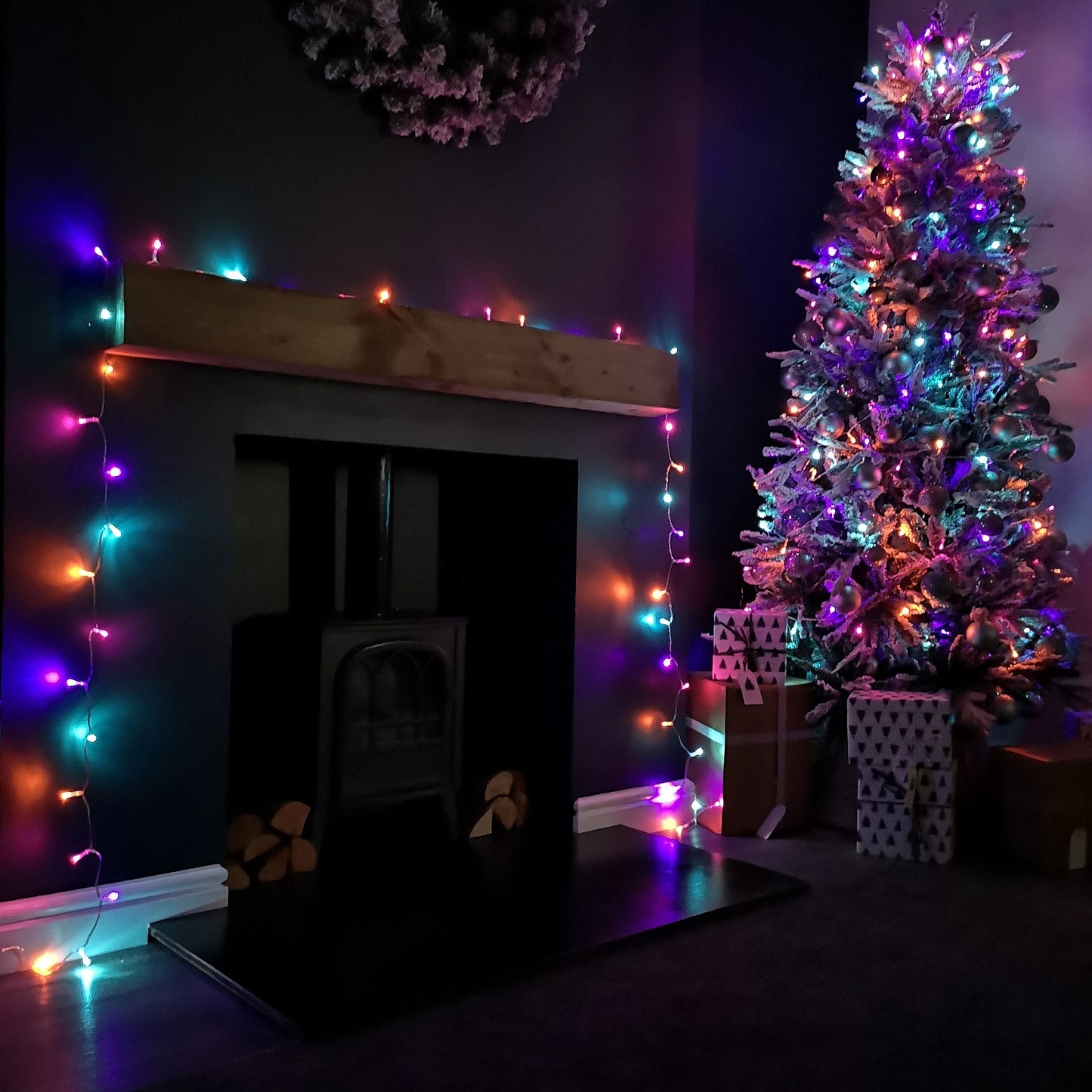 20m Battery Operated Indoor Outdoor Christmas String Lights with 200 LEDs in Rainbow