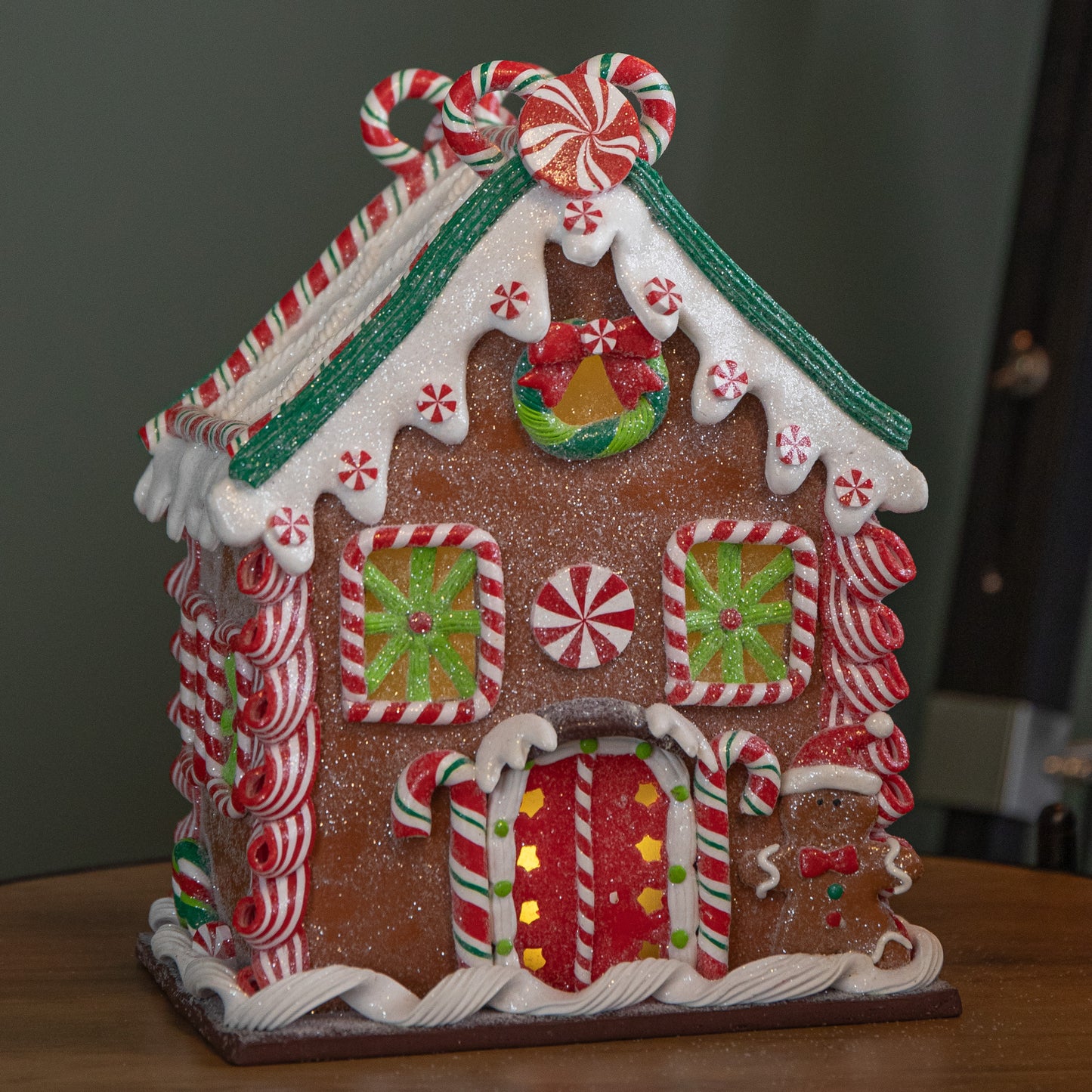 23cm Battery Operated LED Christmas Gingerbread Candy Chalet Decoration