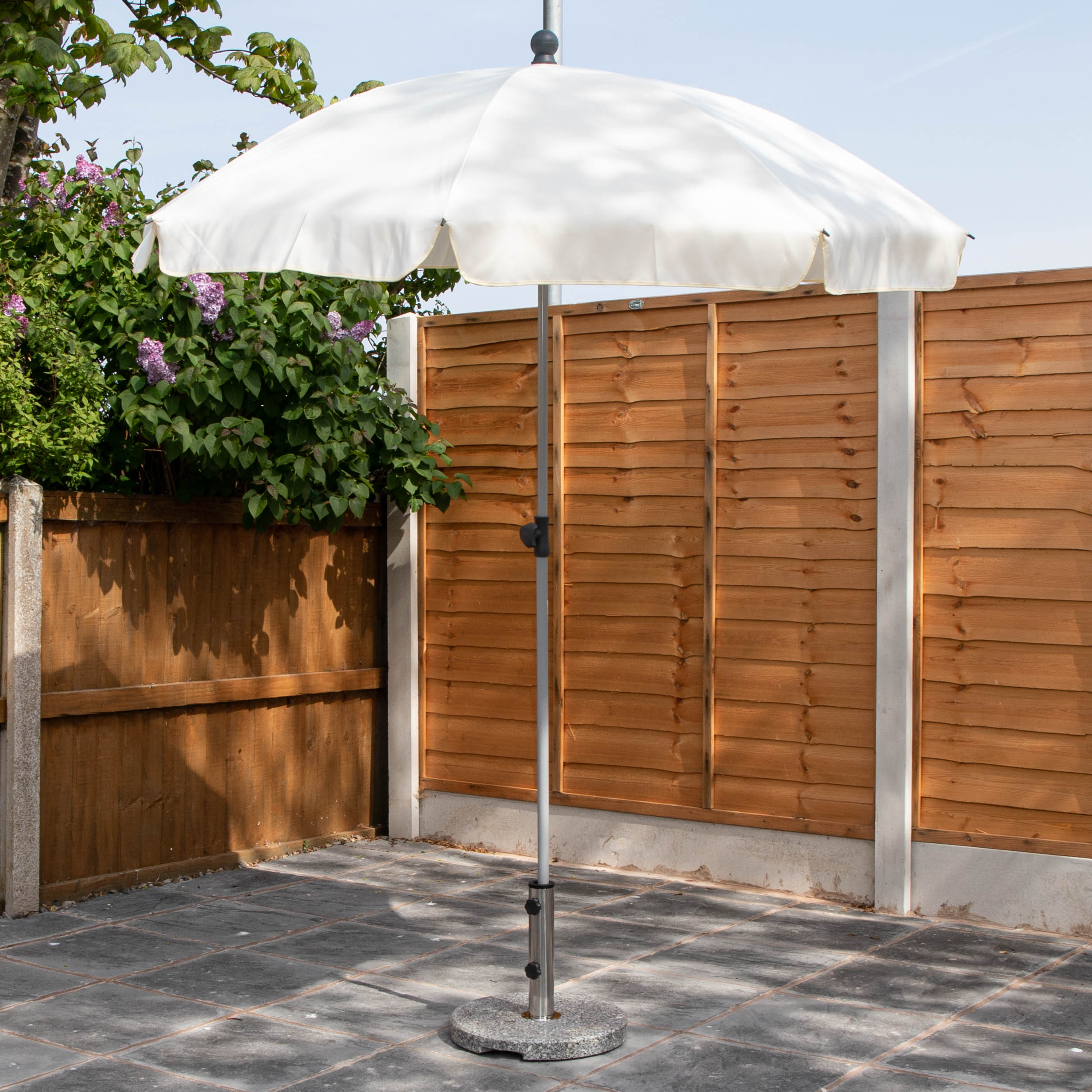 2m Lightweight Garden Patio Sun Shade Parasol with Tilt Function in Cream