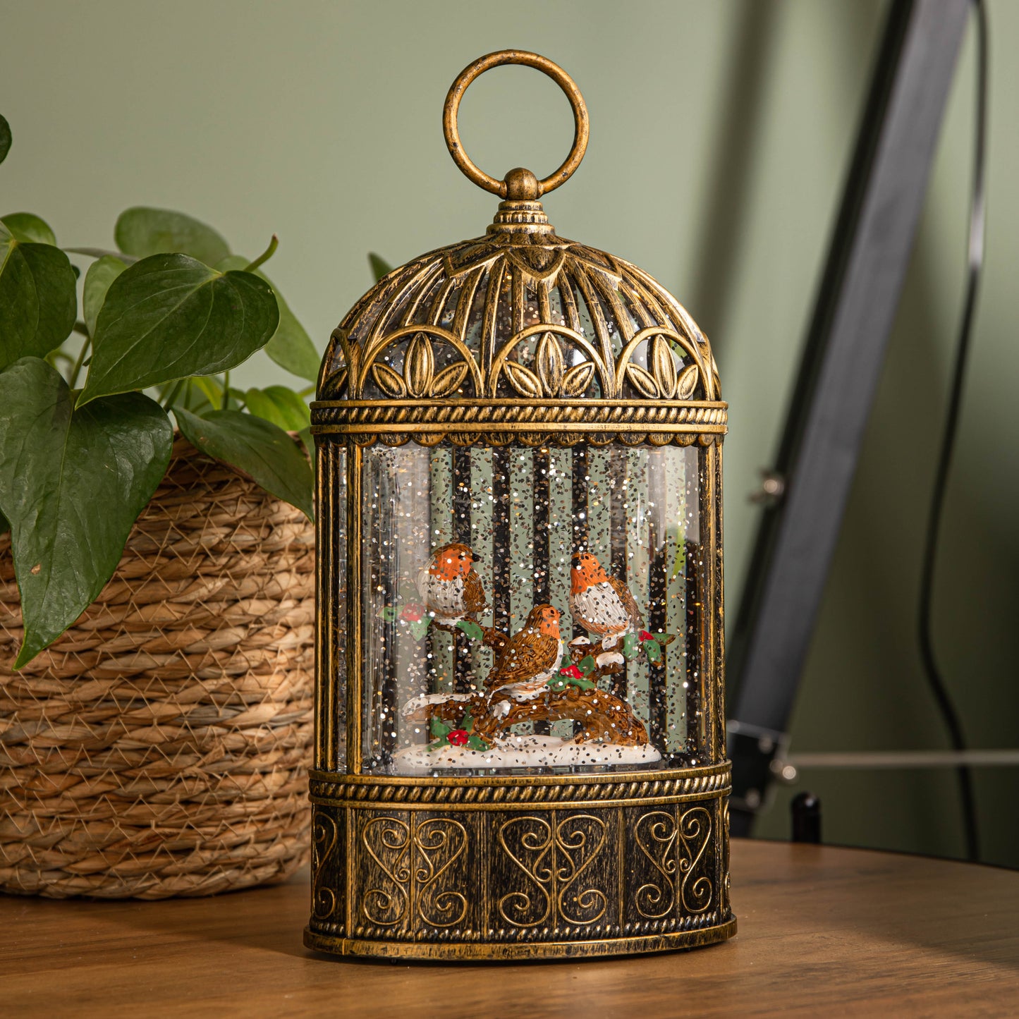 24cm Dual Powered Light up Christmas Robin Scene Water Spinner with Warm White LEDs