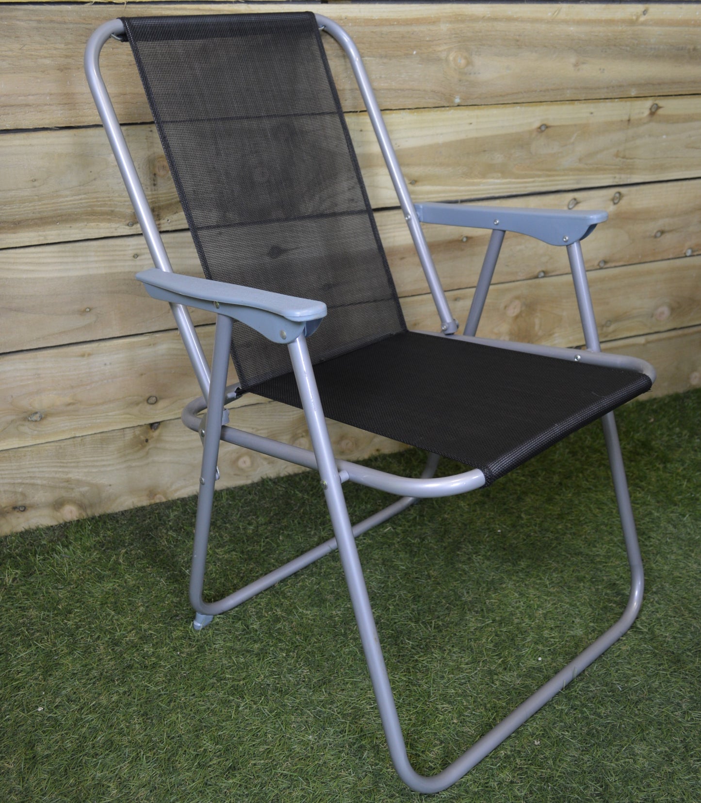Factory Seconds: 2 x Foldable Garden Chairs Fixed position garden chairs with grey frame and black fabric