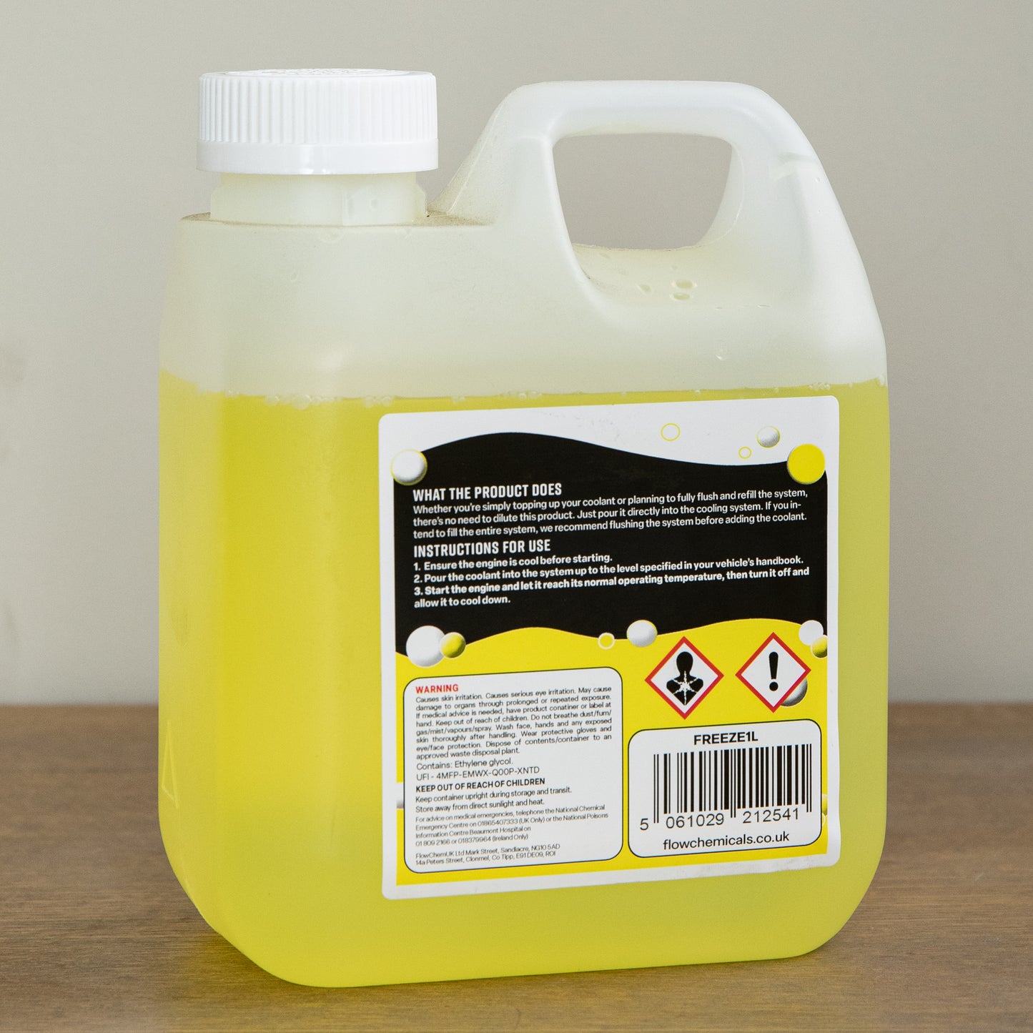 1 Litres Car Engine Coolant and AntiFreeze Fluid for All Vehicles