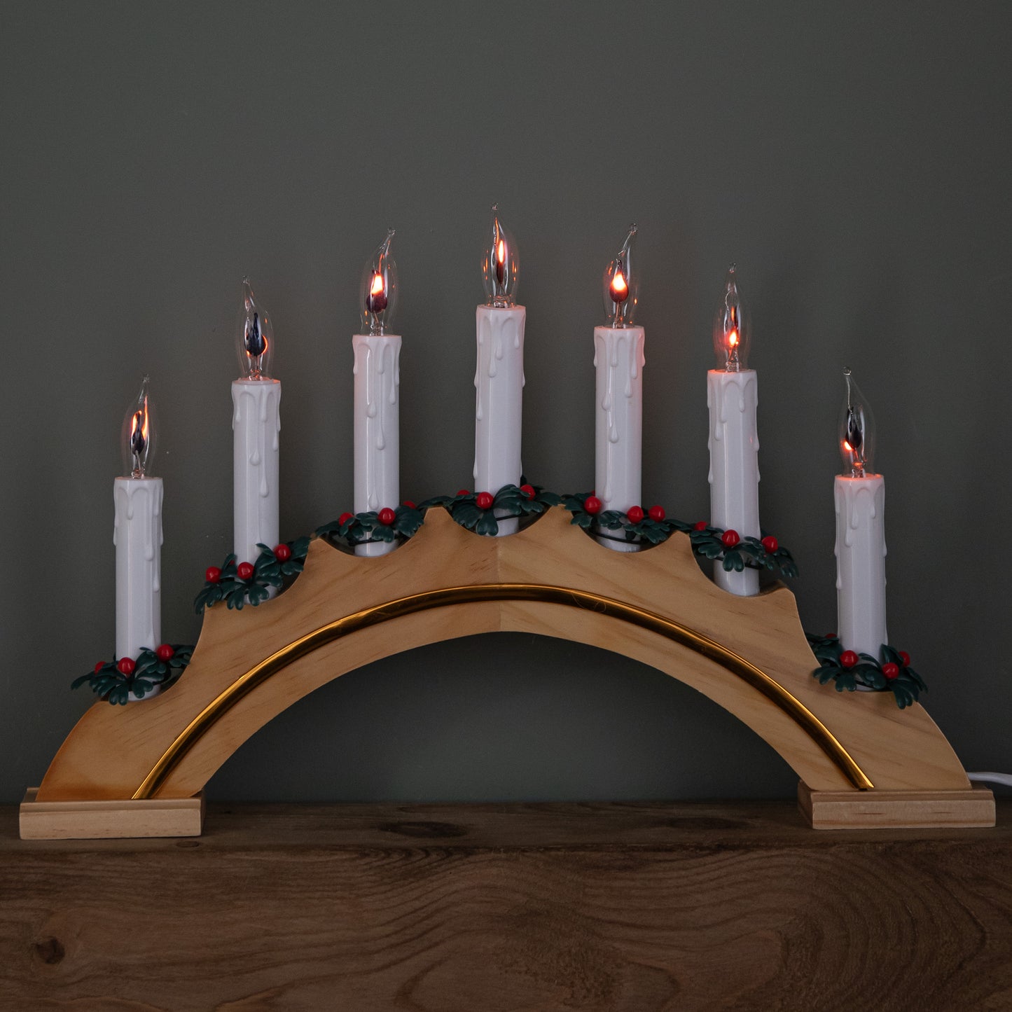 42cm Light up Wooden Arch Christmas Candle Bridge with 7 Flickering LED Candles