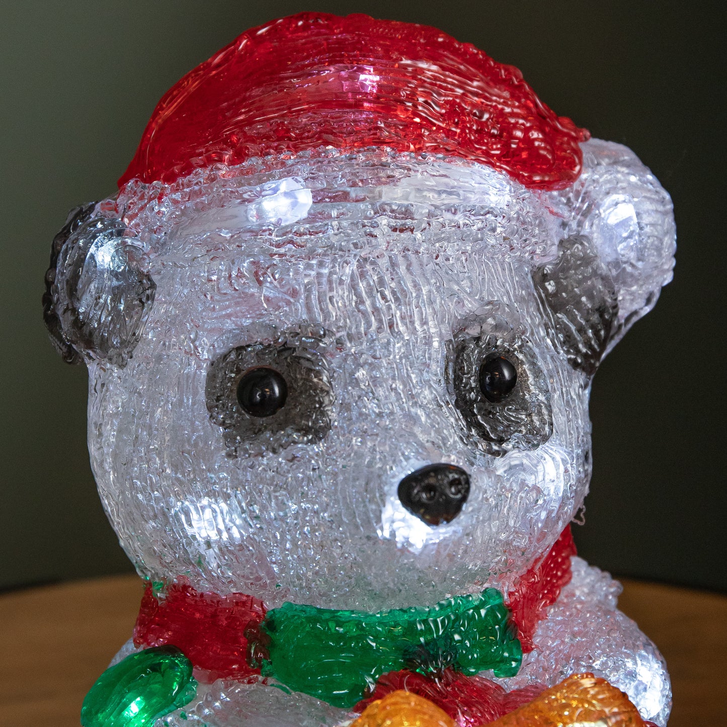 20cm Battery Operated Light up Christmas Ice Panda with 30 Cool White LEDs