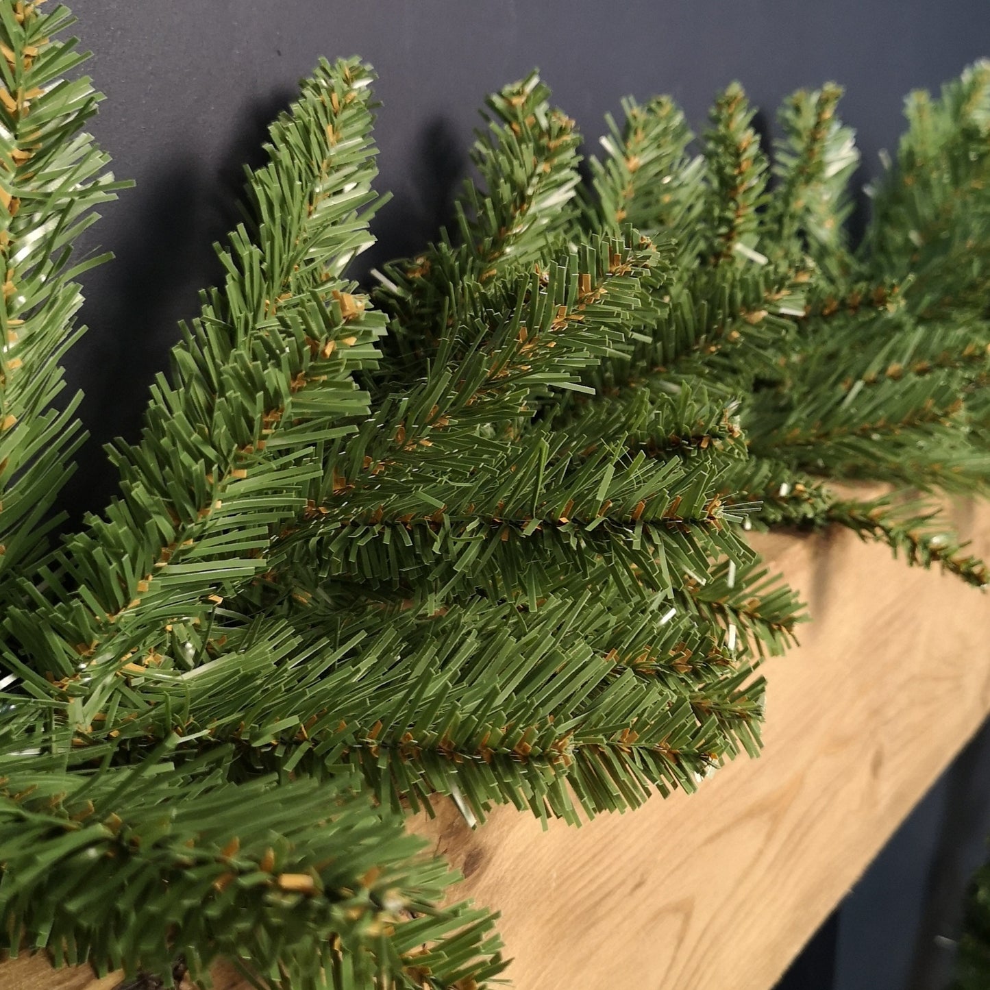 2.7m Plain Green Christmas Garland with 200 Bullet Tips