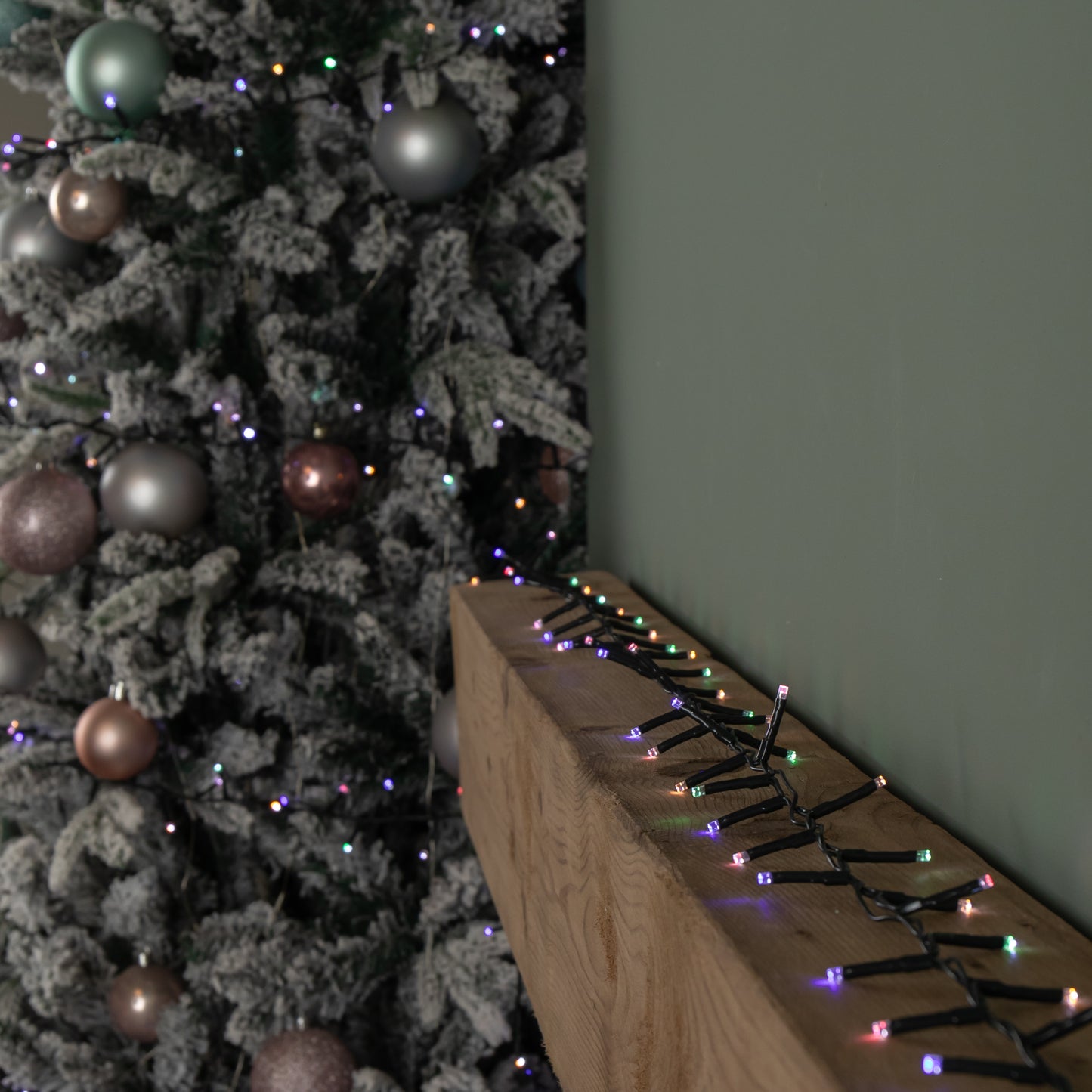 15.5m 600 LED Colour Changing Christmas String Lights in White to Multi-Colour