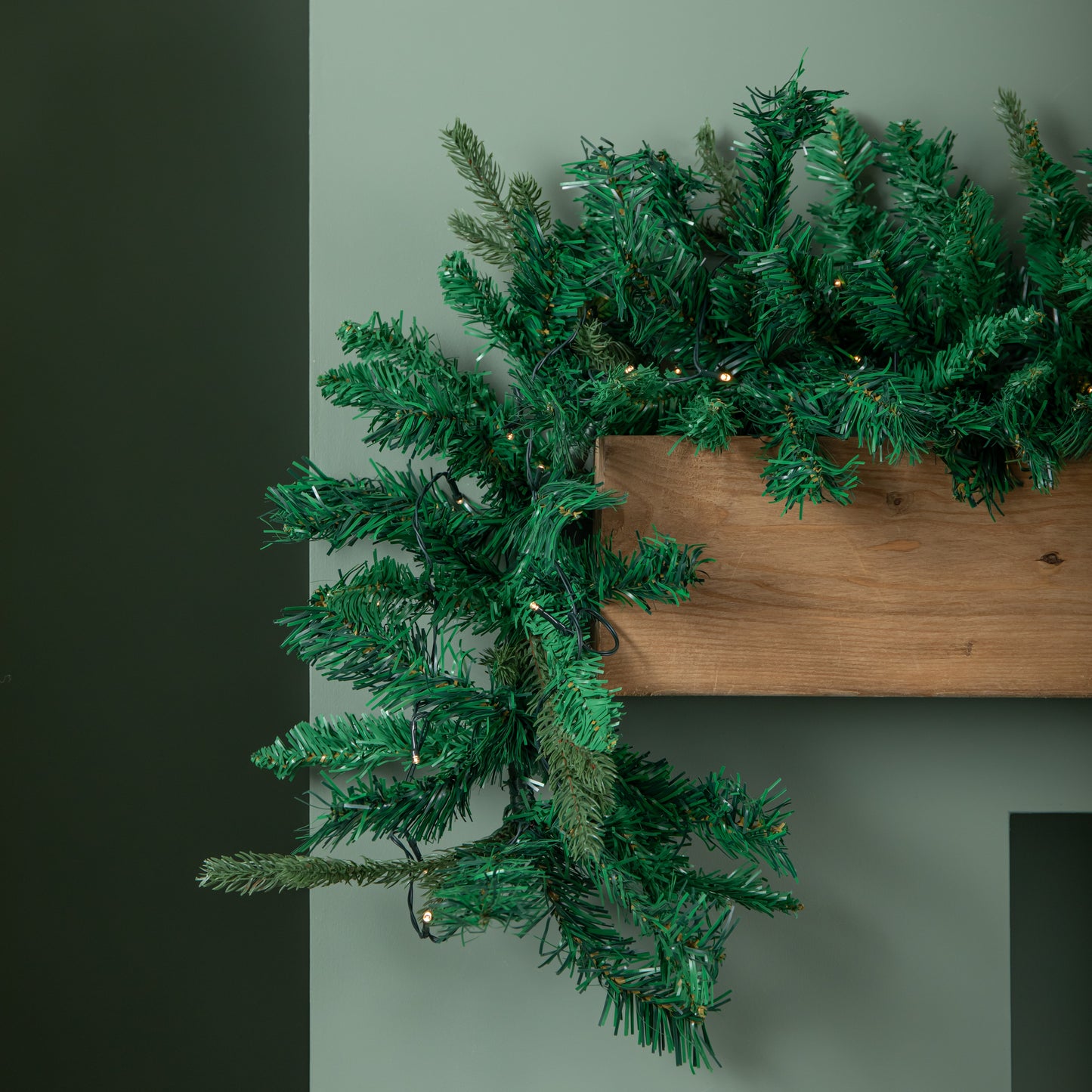 1.8m Plain Green Christmas Garland with 164 Tips and 50 Warm White LED Lights