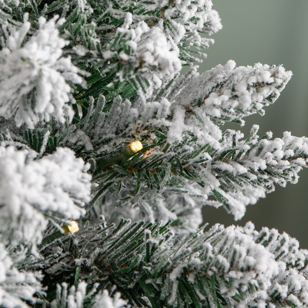 2ft (60cm) Pre Lit Battery LED Snow Flocked Miniature Christmas Tree with Timer