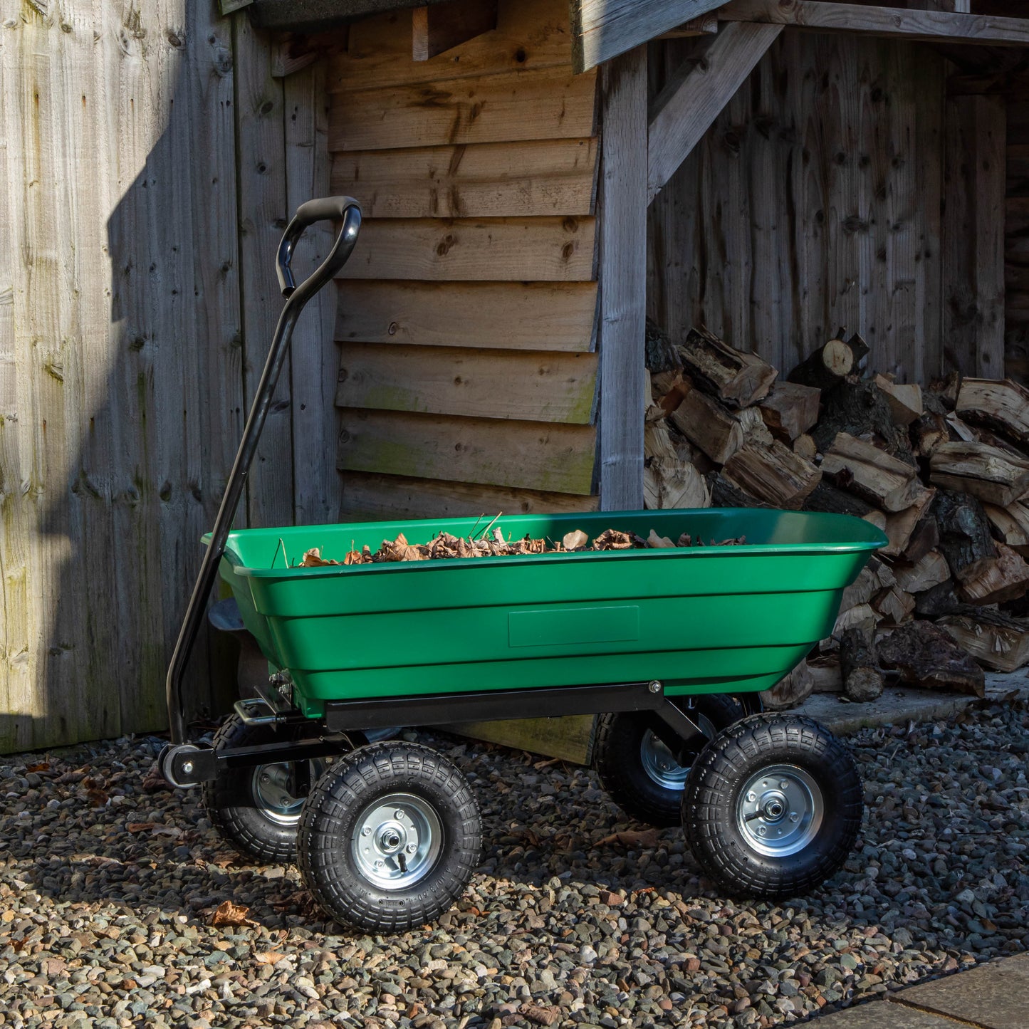 75L Heavy Duty Tipping Garden Dump Truck with 200kg Capacity with Wheels & Pull Handle