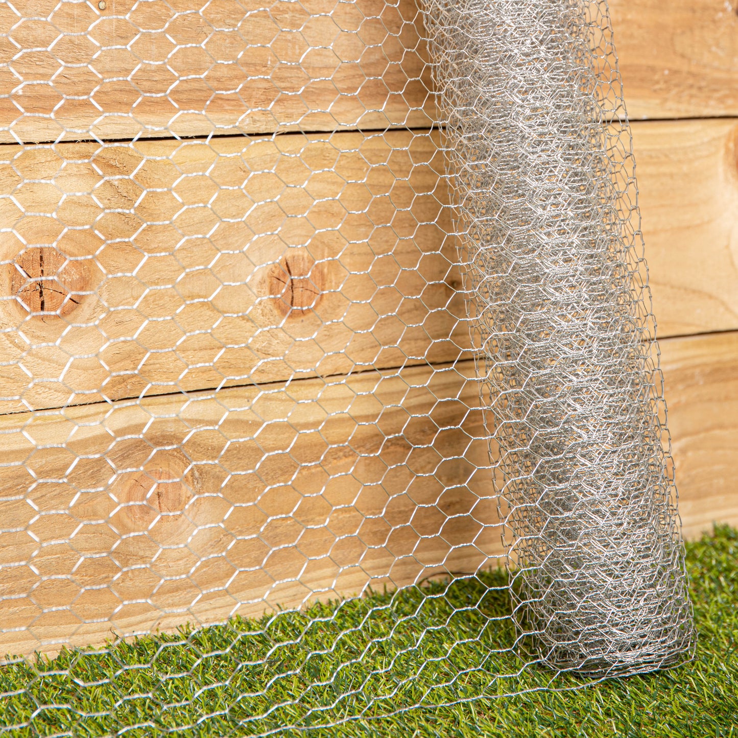 5m x 90cm x 13mm Galvanised Metal Chicken Garden Wire Netting / Fencing