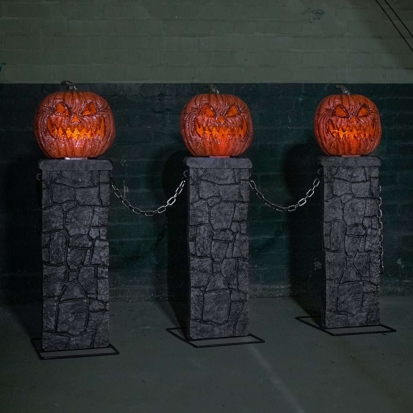 97cm x 1.2m Battery Powered Light up Halloween Pumpkin Fence with LEDs