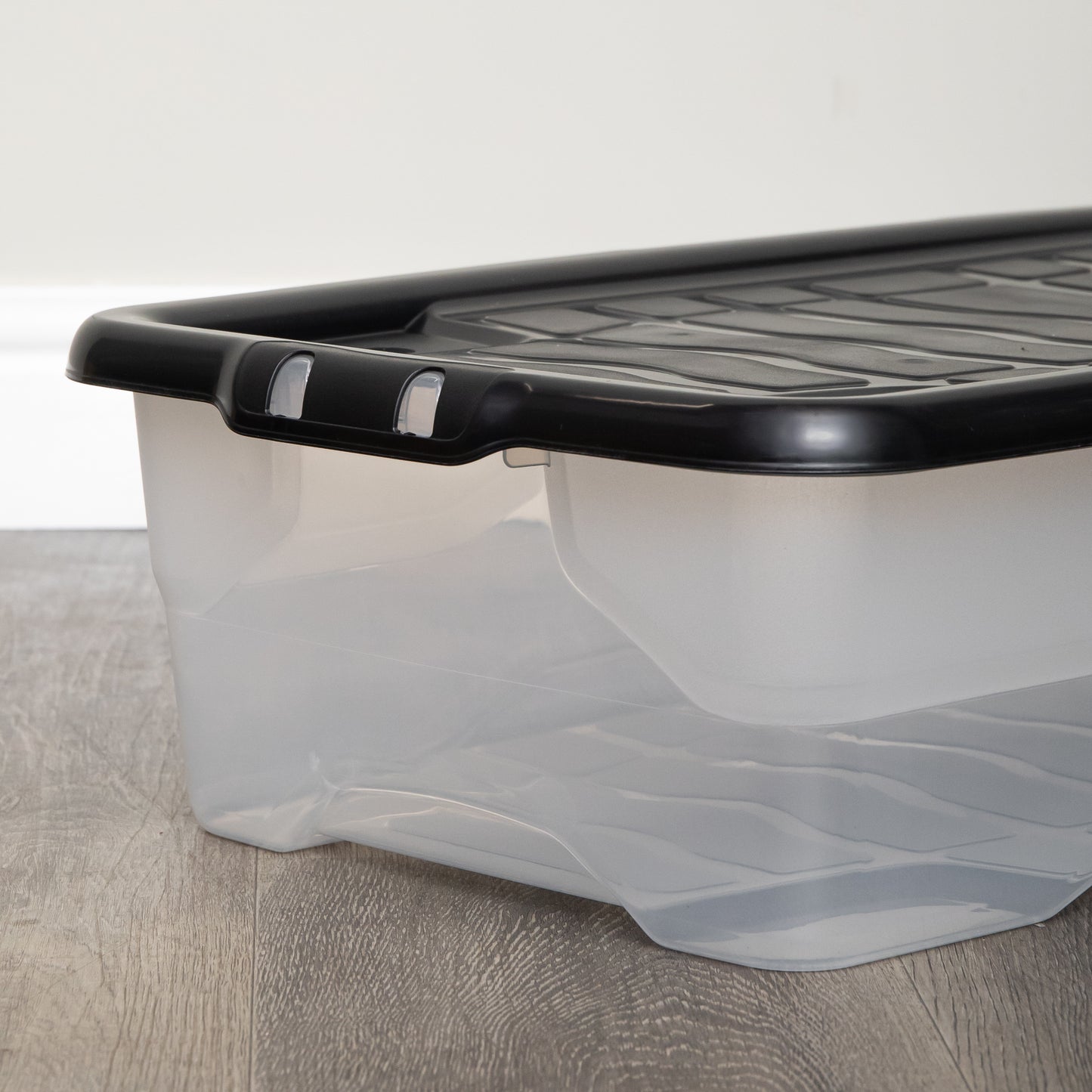 8 Pack of 42L Under Bed Clear Stackable and Nestable Storage Boxes