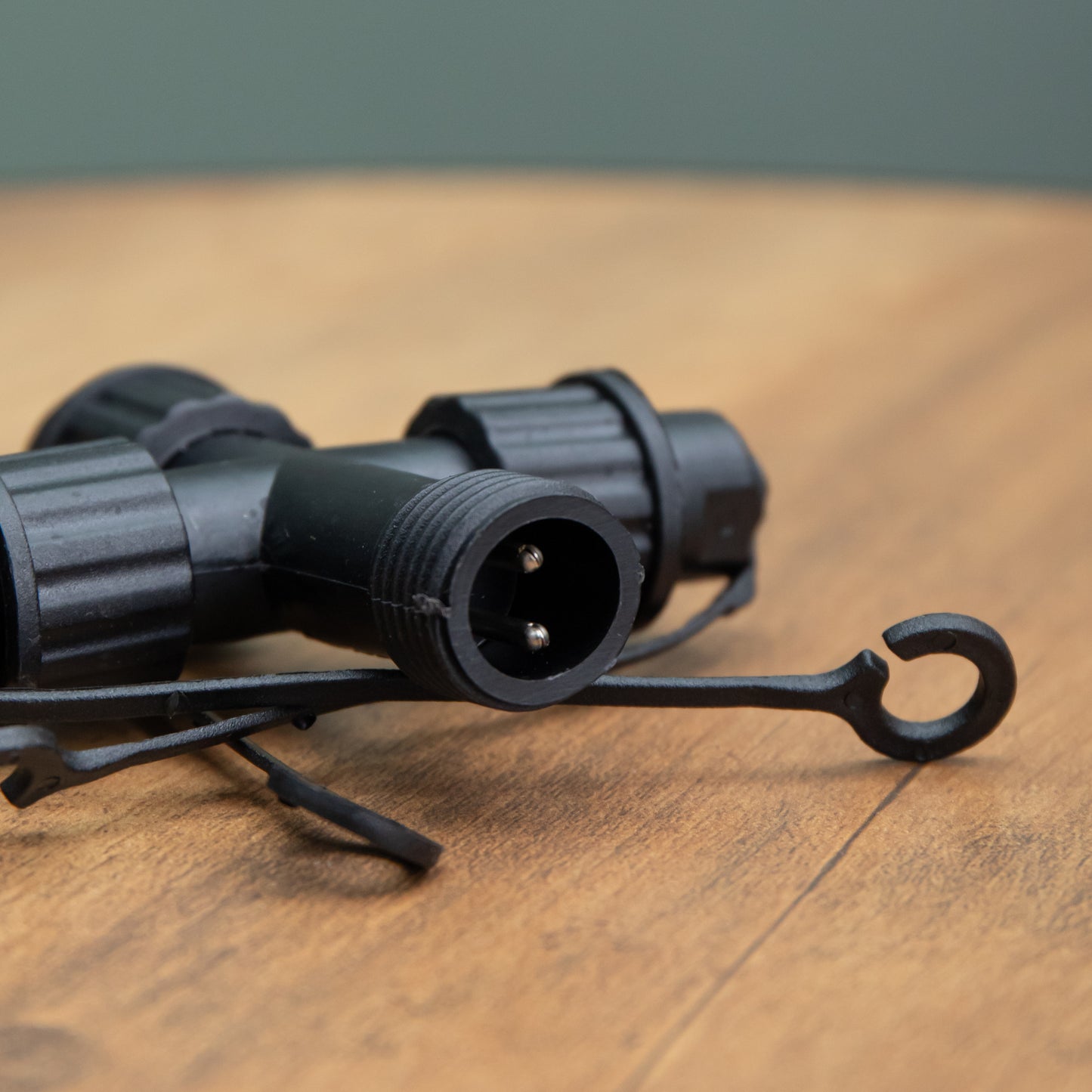 9cm x 10cm Black Plastic 3 Way Connector Max for Connectable String Lights