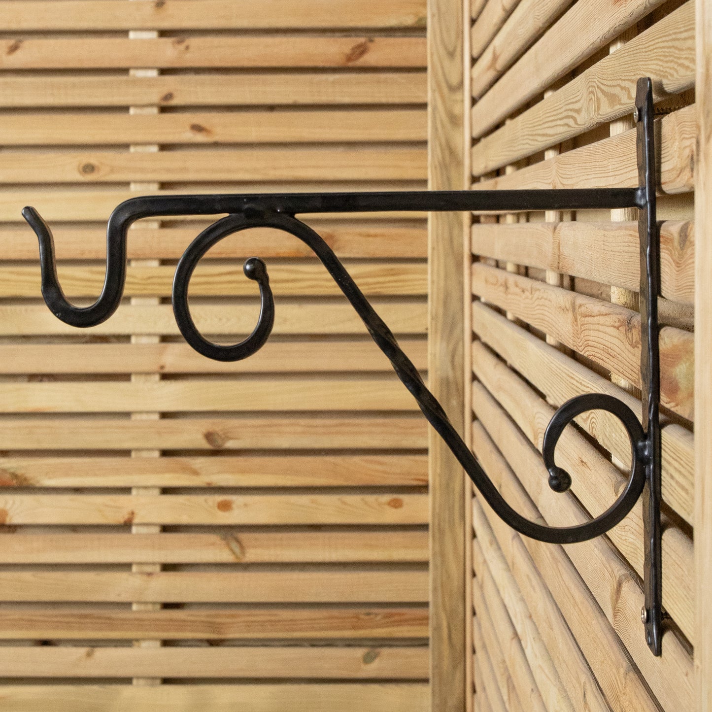 Tom Chambers Heavy Duty Handcrafted Metal 35cm Black Twisted Wall Bracket Hook For Garden Patio Hanging Basket Planter Bird Feeder