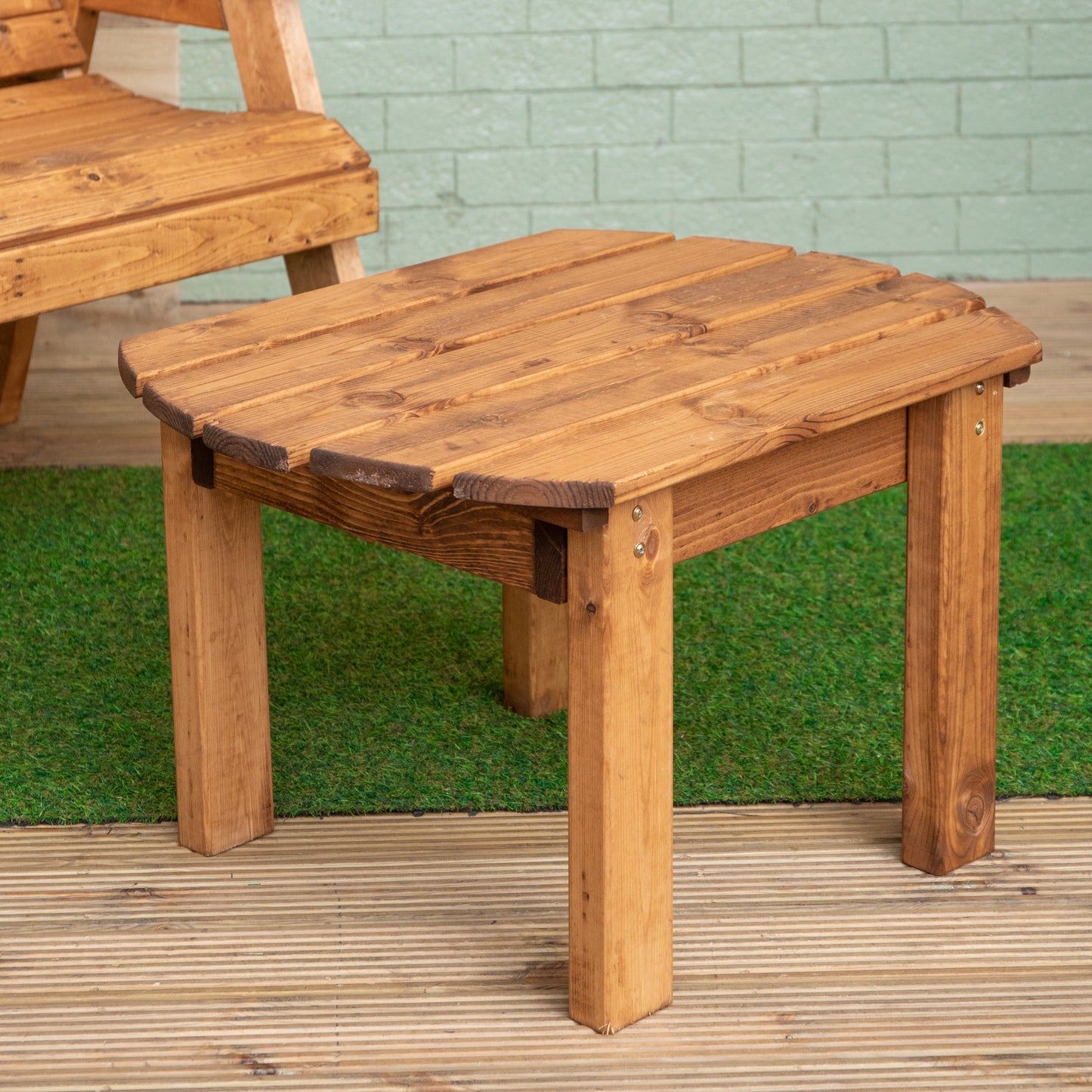 Hand Made 2 Seater Chunky Rustic Wooden Garden Furniture Bench With Coffee Table