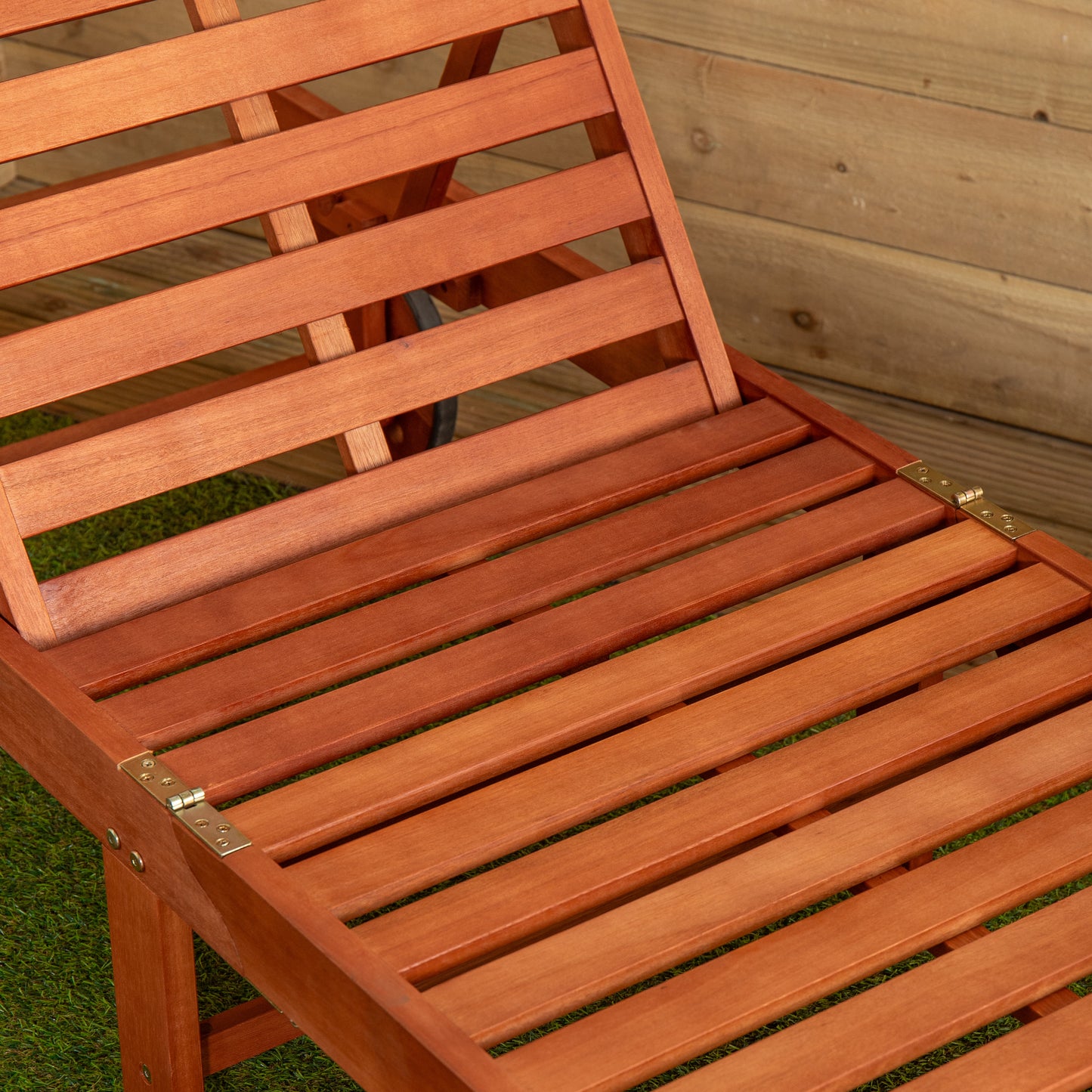 1.9m x 0.6m Outdoor Wooden Adjustable Foldable Sunlounger with Wheels