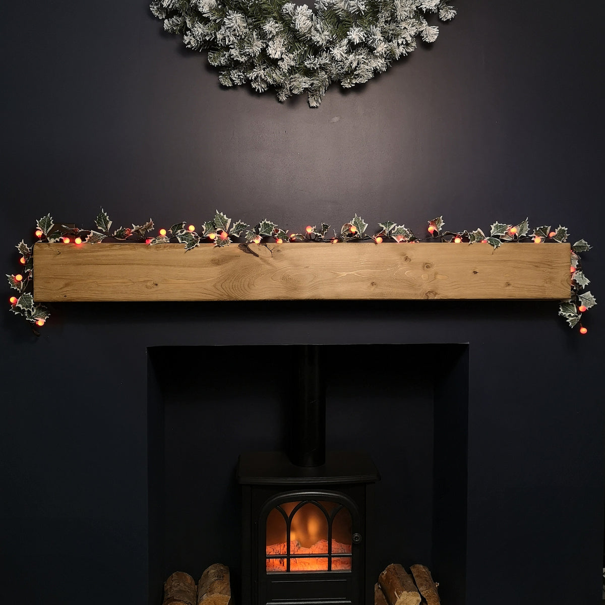 1.8m Artificial Garland with Berries & Lights Battery Operated with 35 Warm White LEDs