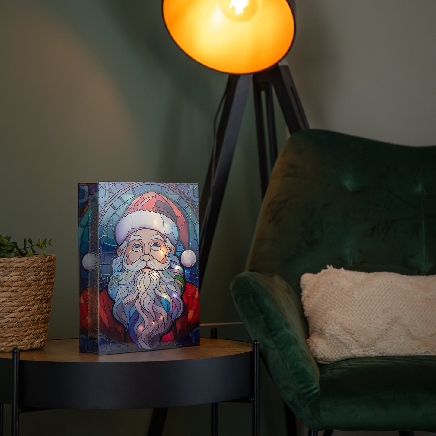 28cm Battery Powered Light up Glass Christmas Decoration with Santa & Warm White LEDs