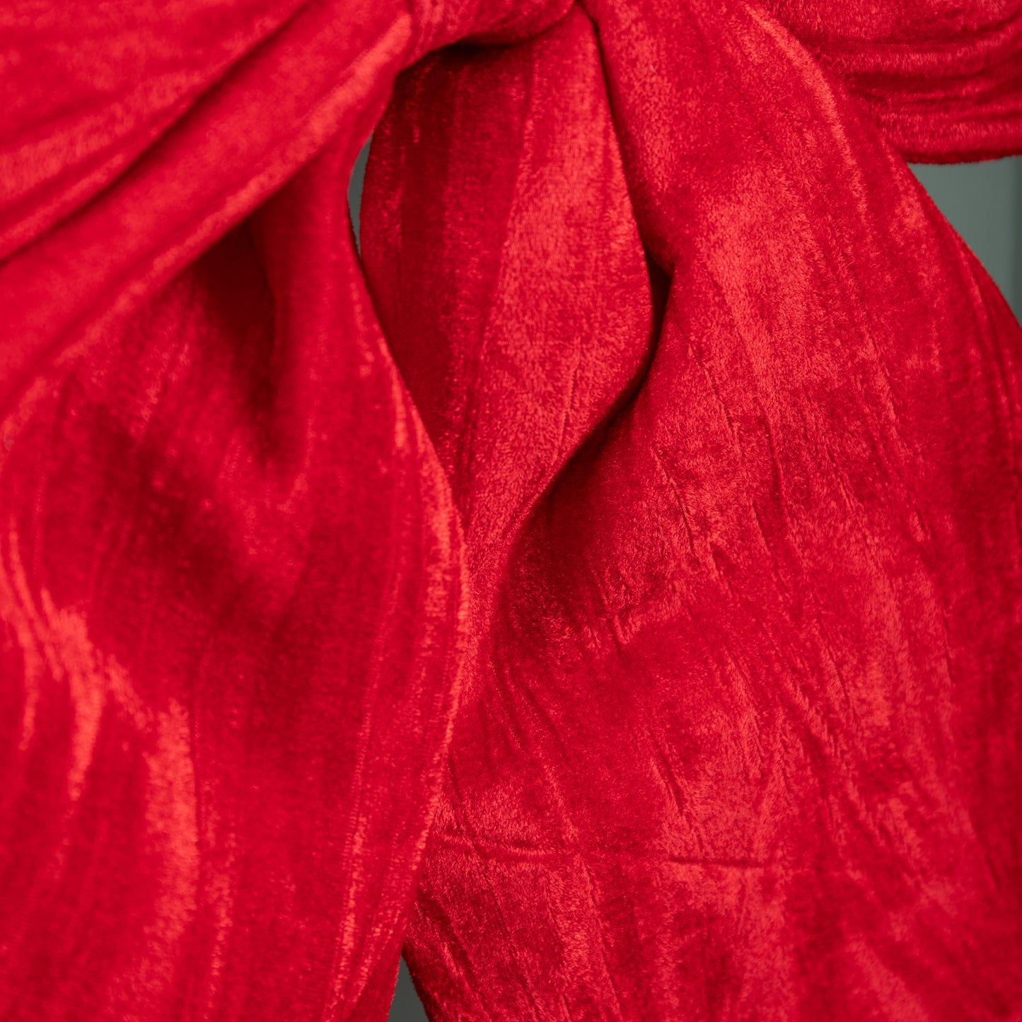 44cm Red Luxurious Velvet Hanging Christmas Bow Decoration