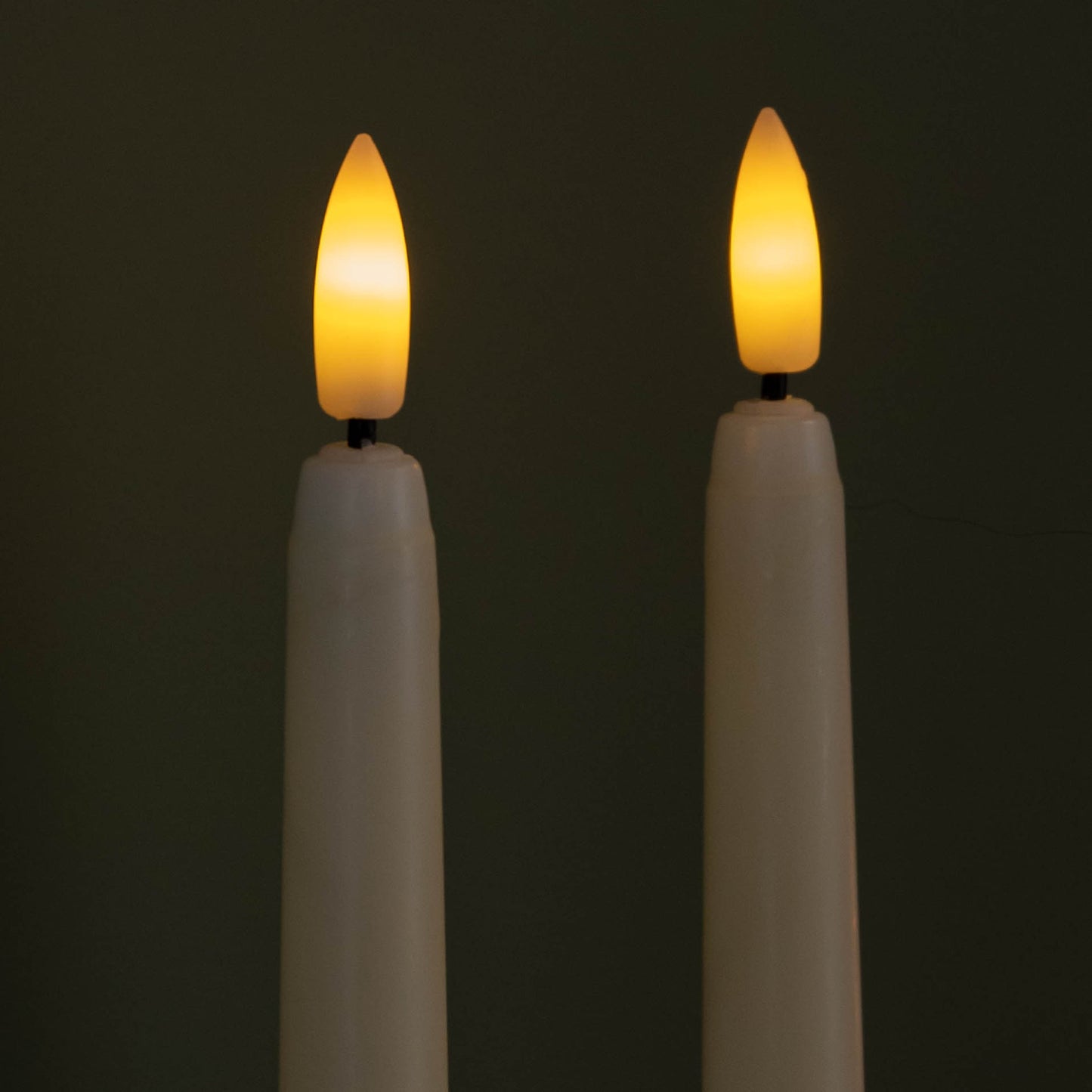 27.5cm 2pc Taper Candles with real flame effect LED technology