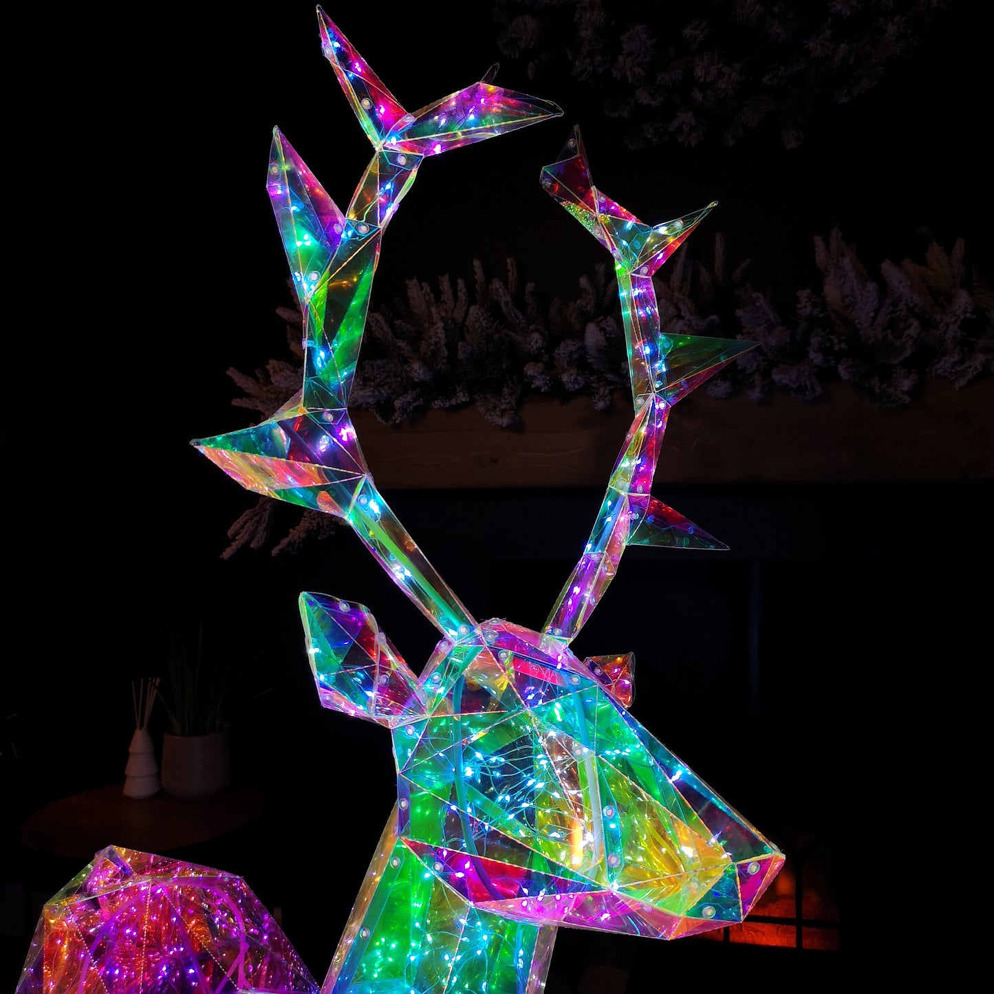 Factory Seconds: 1.4m Light up Standing Dreamlights Iridescent Christmas Stag with 600 White LEDs