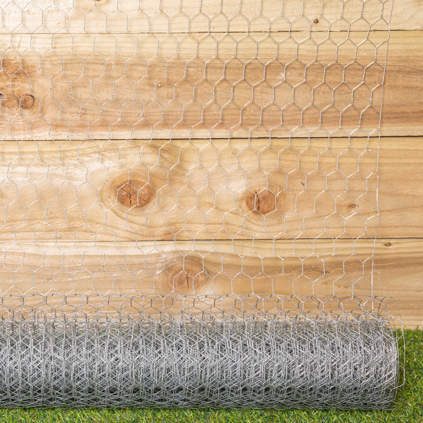 10m x 90cm x 25mm Galvanised Steel Chicken Garden Wire Netting / Fencing