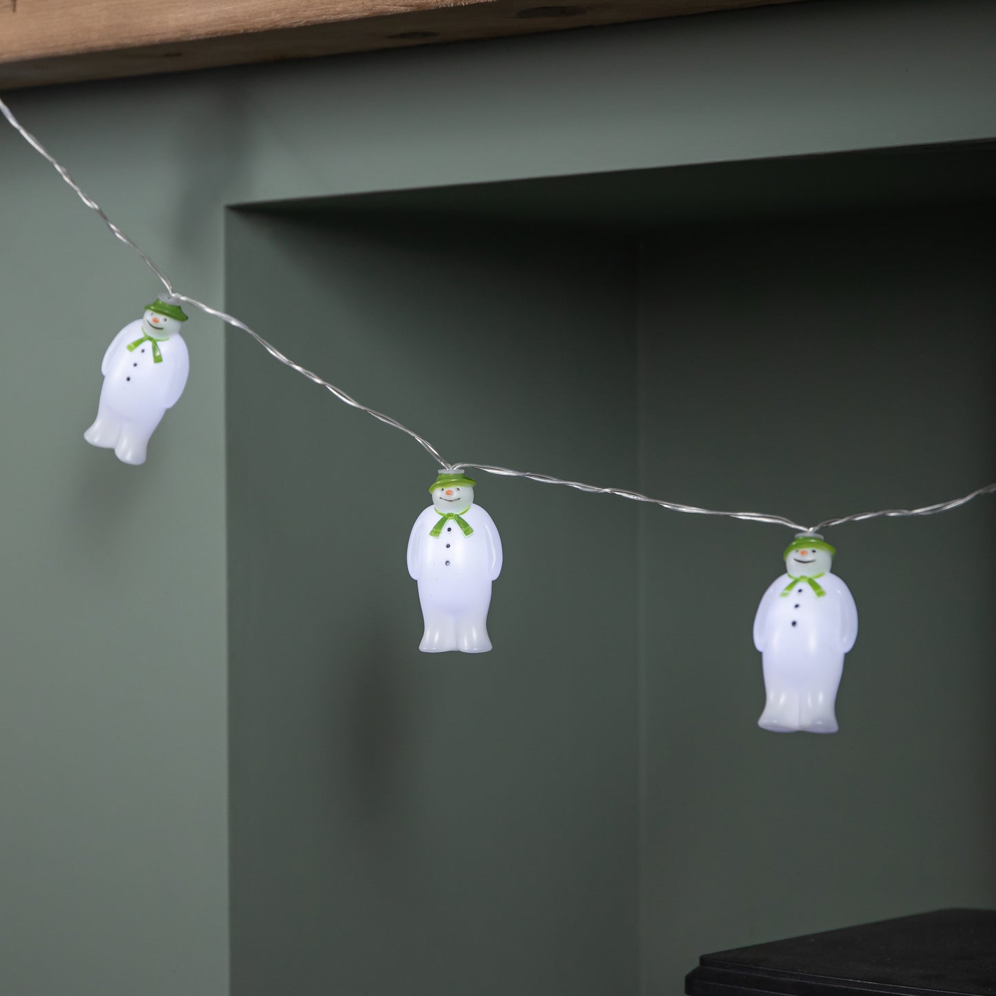 1.8m Battery Powered The Snowman Christmas String Lights with 10 Ice White LEDs