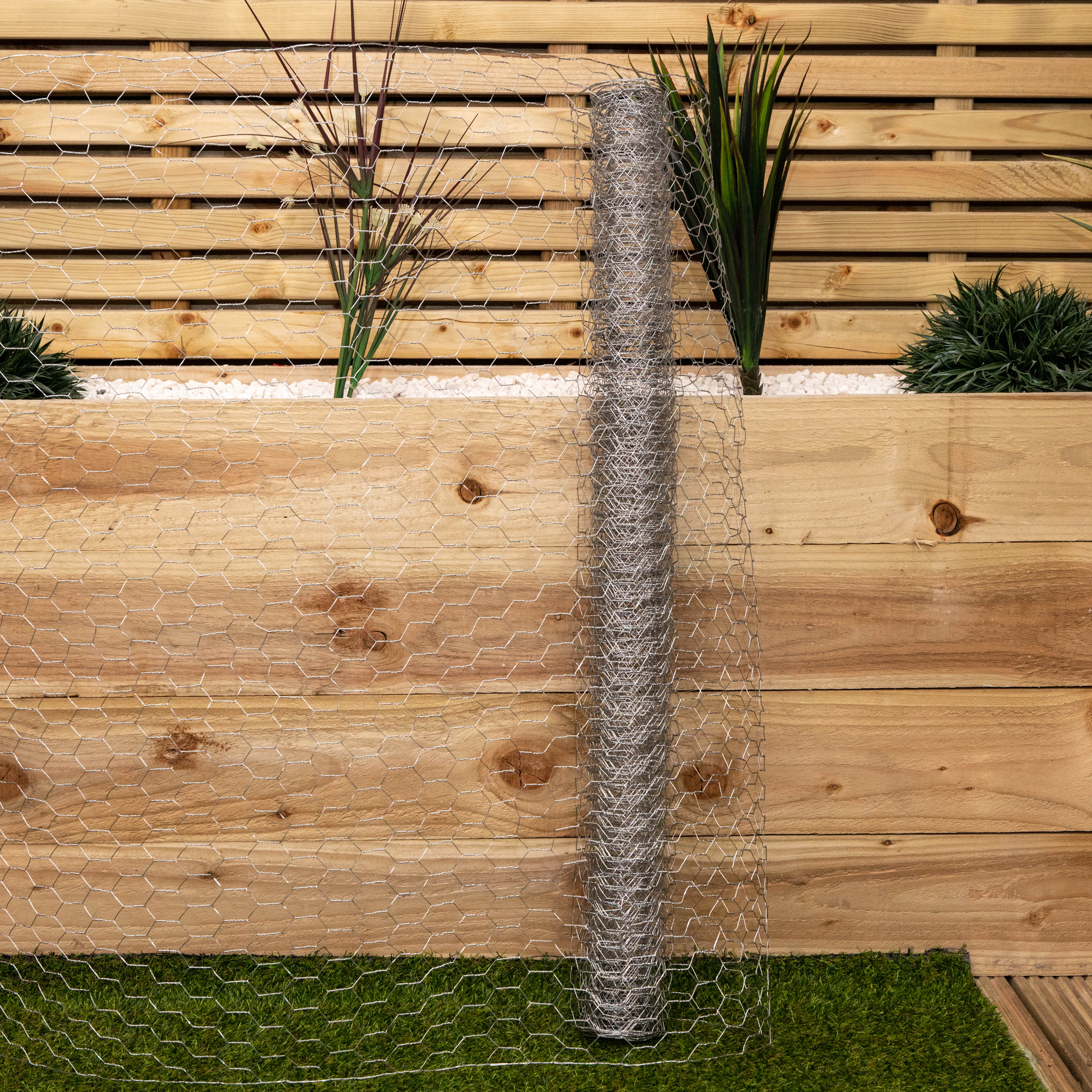 5m x 0.9m x 25mm Galvanised Chicken Wire Garden Netting / Fencing