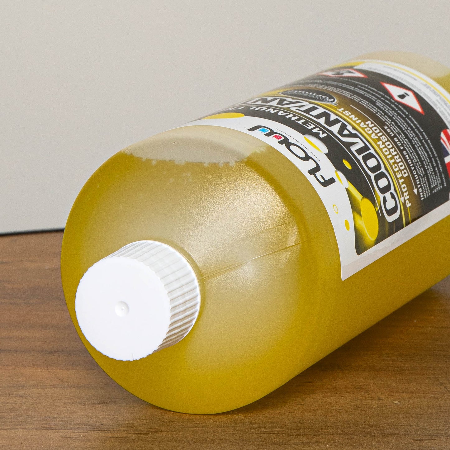 1 Litres Car Engine Coolant and AntiFreeze Fluid for All Vehicles