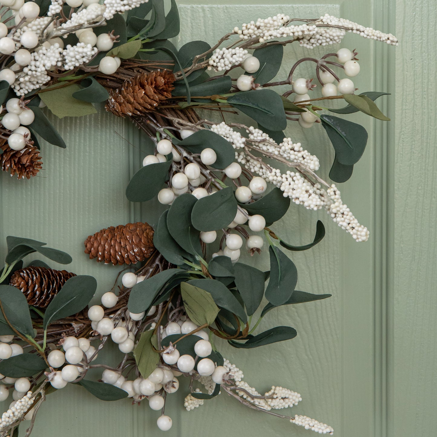 40cm Hanging Christmas Winter Berry Wreath with Seasonal Foliage