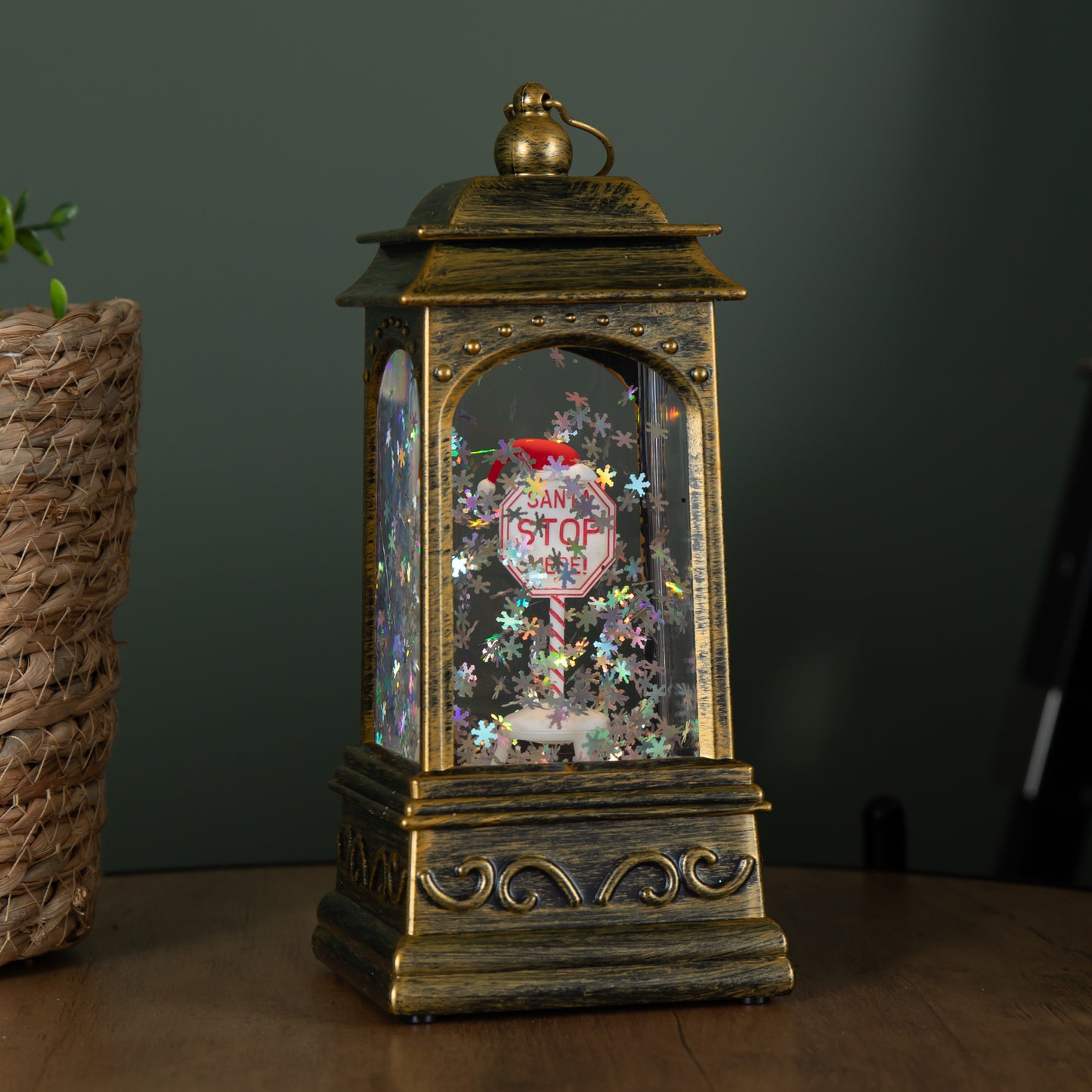 21cm Dual Powered Light up Santa Stop Here Christmas Water Spinner with LEDs