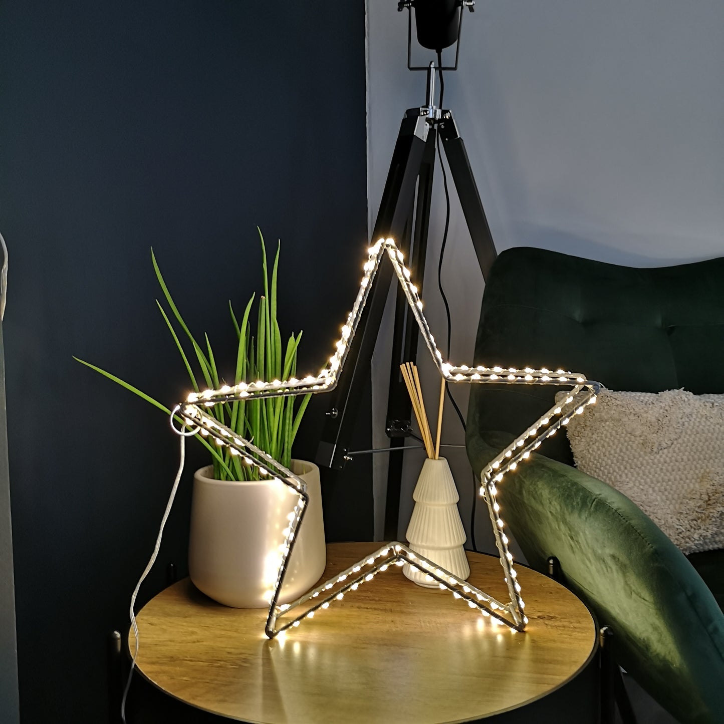 38cm LED Dewdrop Open Star Indoor Outdoor Christmas Decoration in Warm White