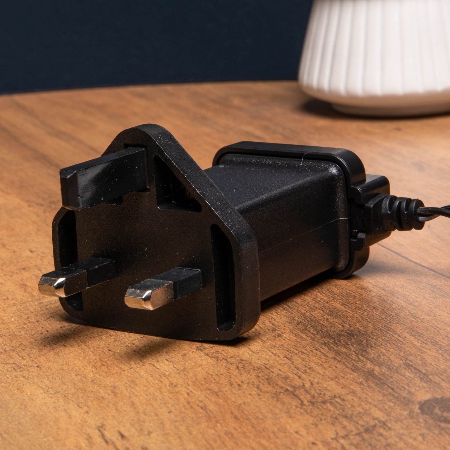 Premier TFD0515L 4.5Vdc 3.6VA Plug-in Adaptor for Christmas Decorations - L Shape