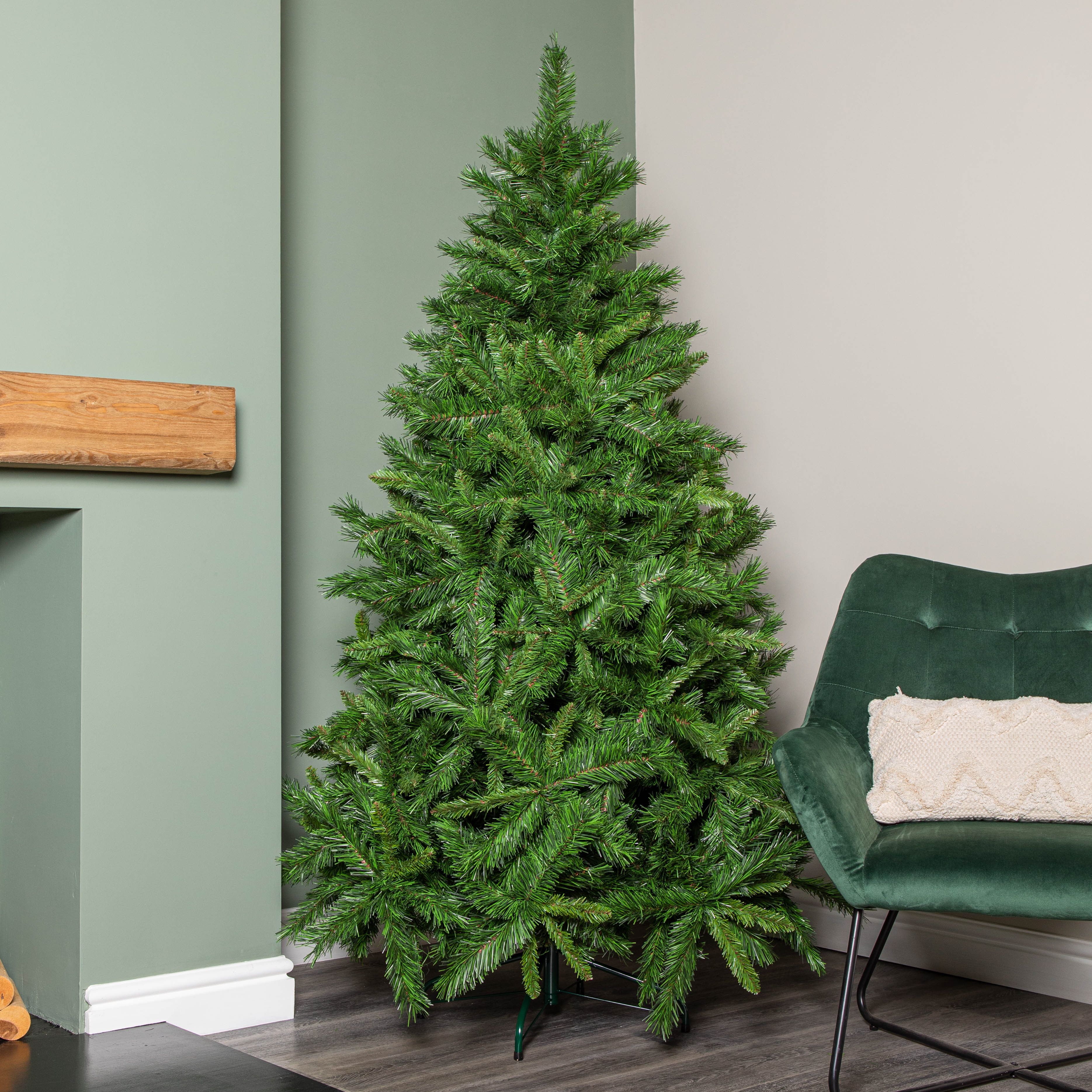 6ft Luxury Kateson Fir Artificial Christmas Tree 816 Tips