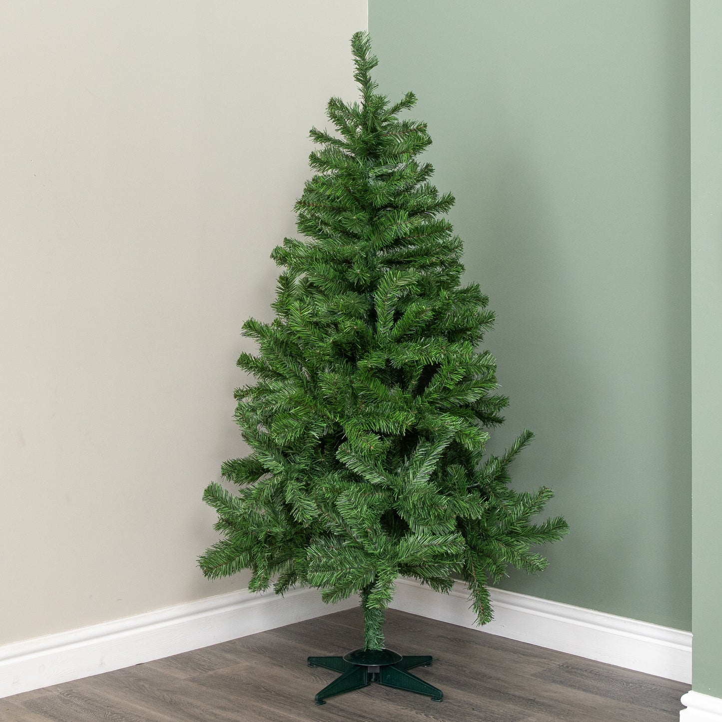5ft Colorado Spruce Christmas Tree in Green with 337 tips 86cm Diameter