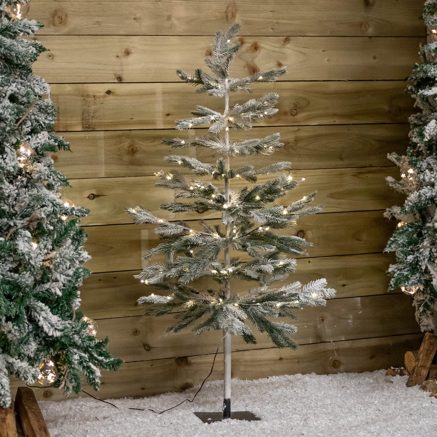 4ft (1.2m) Light up Pine Needle Christmas Tree with 150 Warm White LEDs