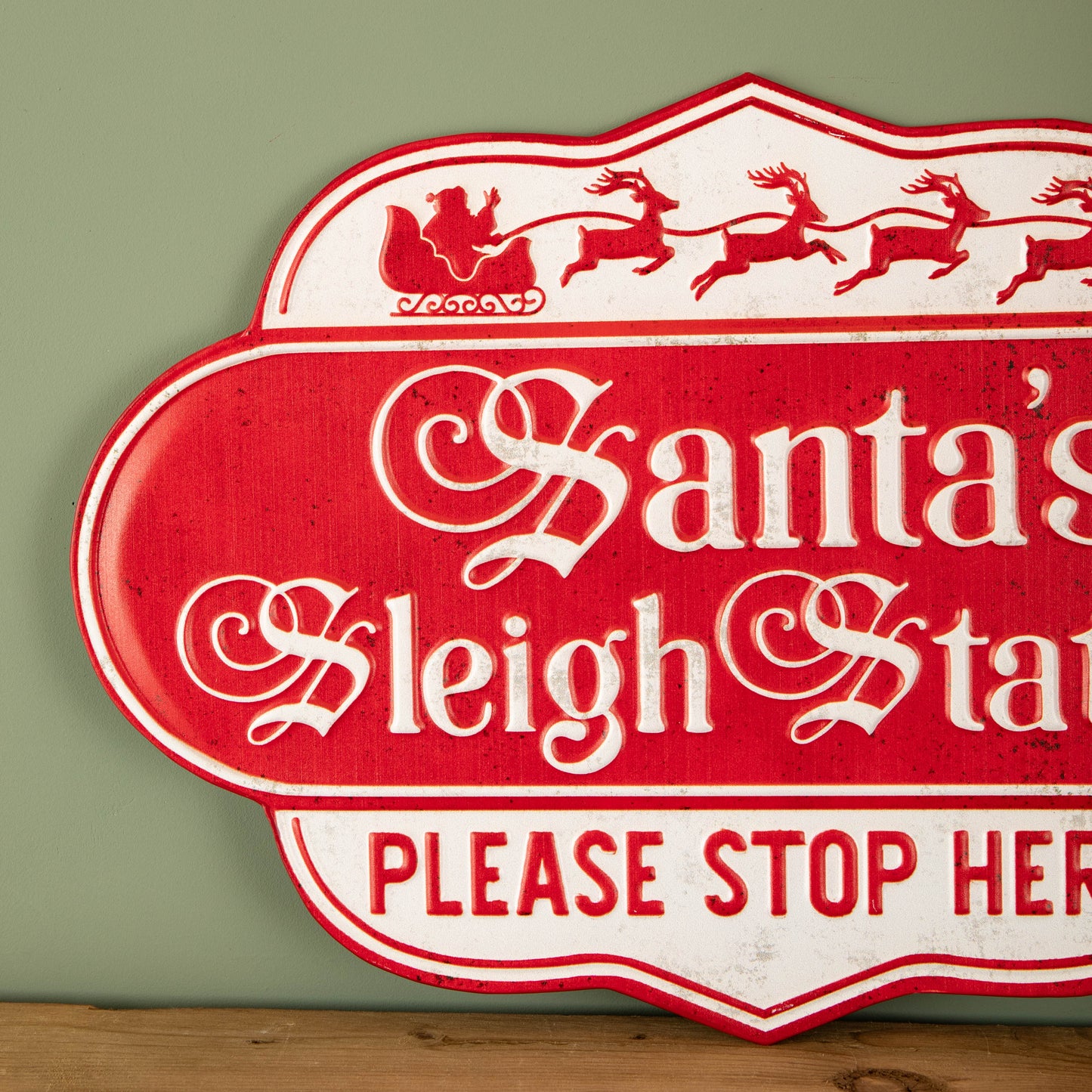 51cm Red and White Metal Christmas Santa Sleigh Station Sign