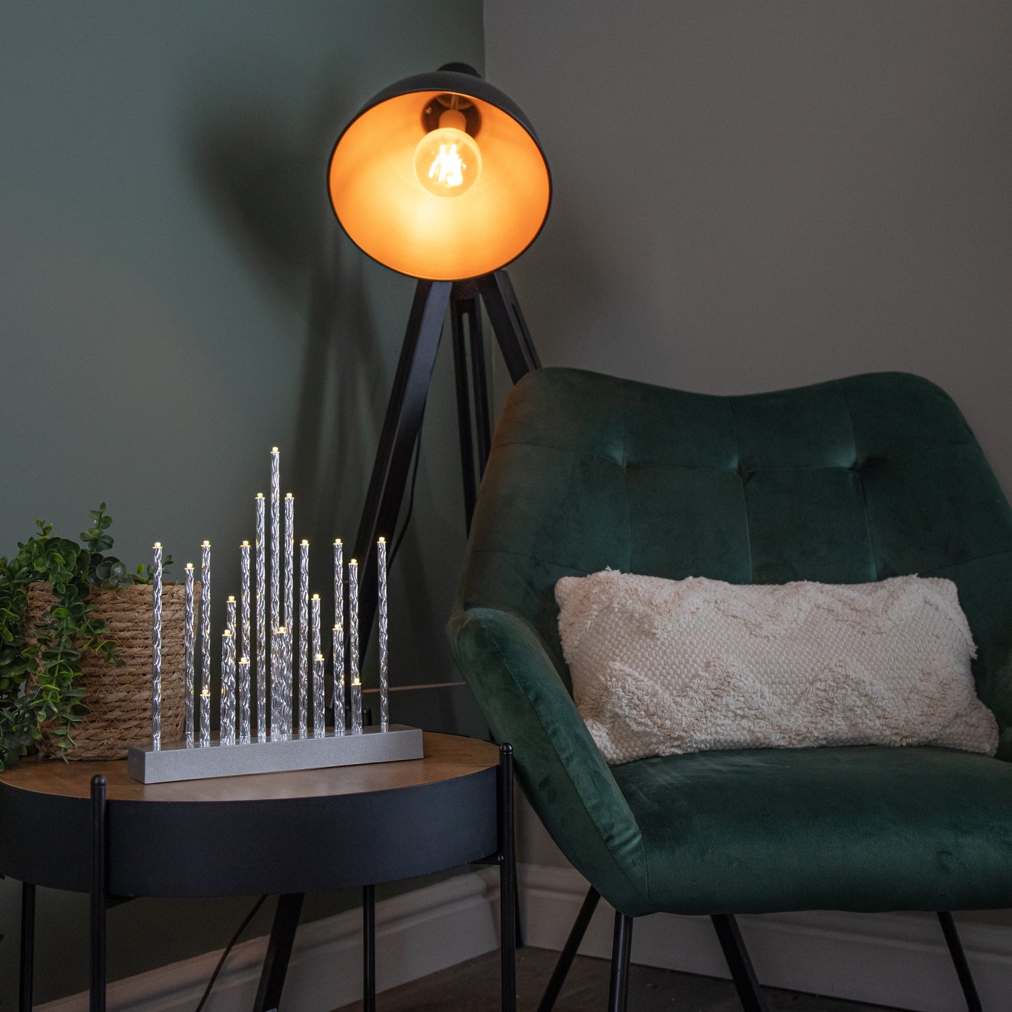 27cm Battery Powered Light up Christmas Candlebridge in Silver with 20 LEDs