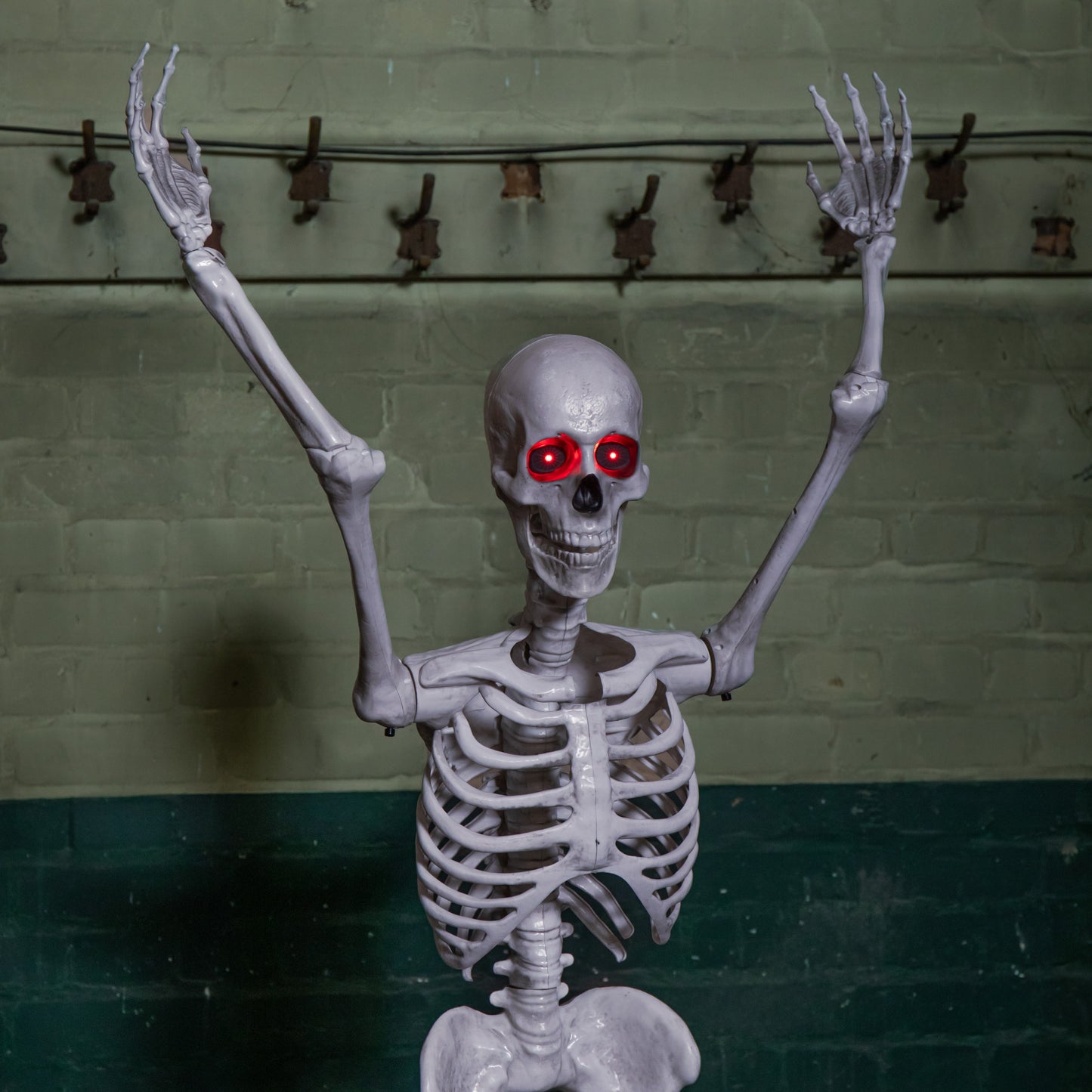 5ft (1.5m) Full Body Halloween Standing Skeleton with Posable Joints & Red LED Eyes