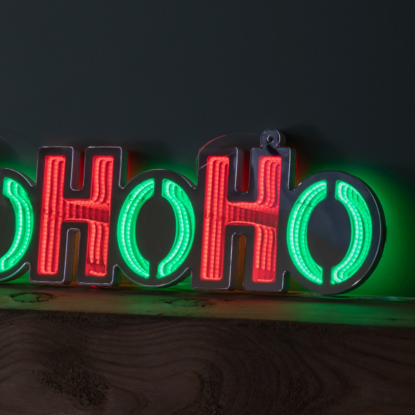 40cm Light up Hanging Ho Ho Ho Christmas Infinity Mirror Sign with Red and Green LEDs