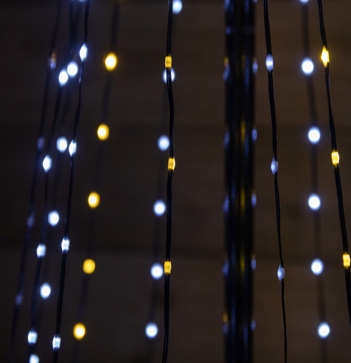 3m Light up Christmas Pyramid Cone Tree with 997 White & Warm White LEDs