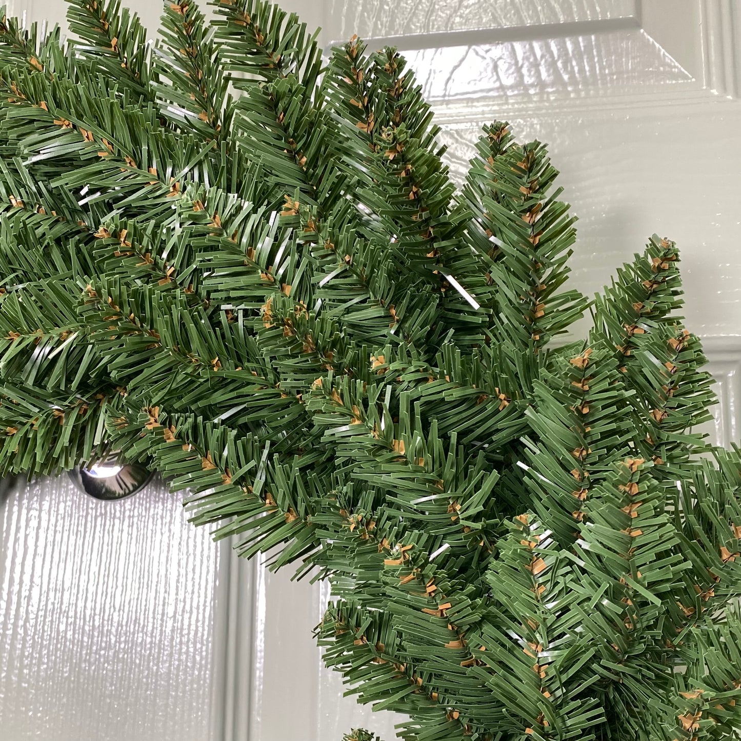 60cm Plain Green Christmas Wreath with 160 Bullet Tips