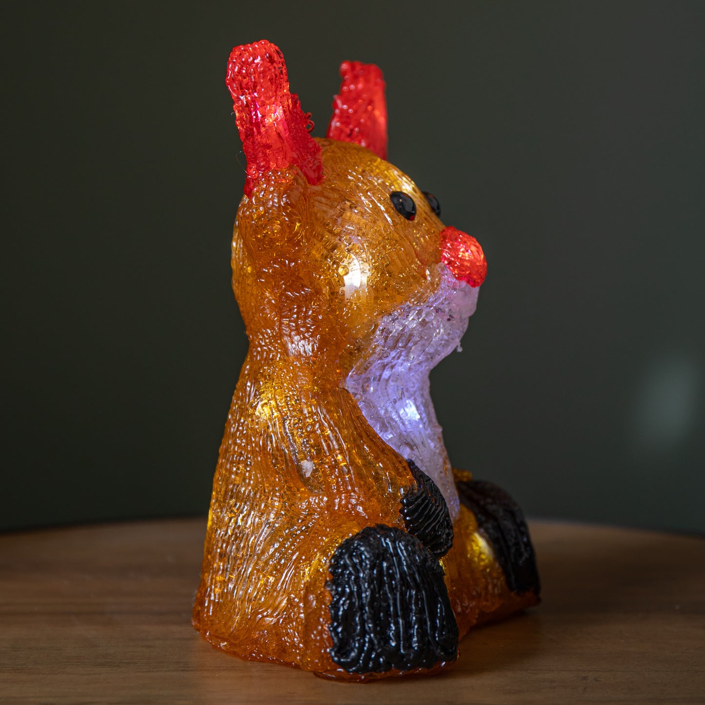 20cm Battery Operated Light up Acrylic Christmas Reindeer Decoration with 16 Ice White LEDs