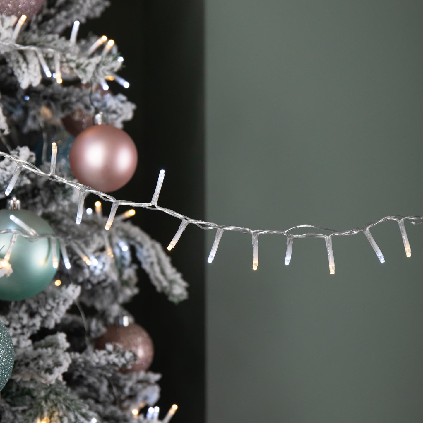 37.5m 1500 LED TreeBrights Christmas String Lights with Timer in White and Warm White on Clear Cable