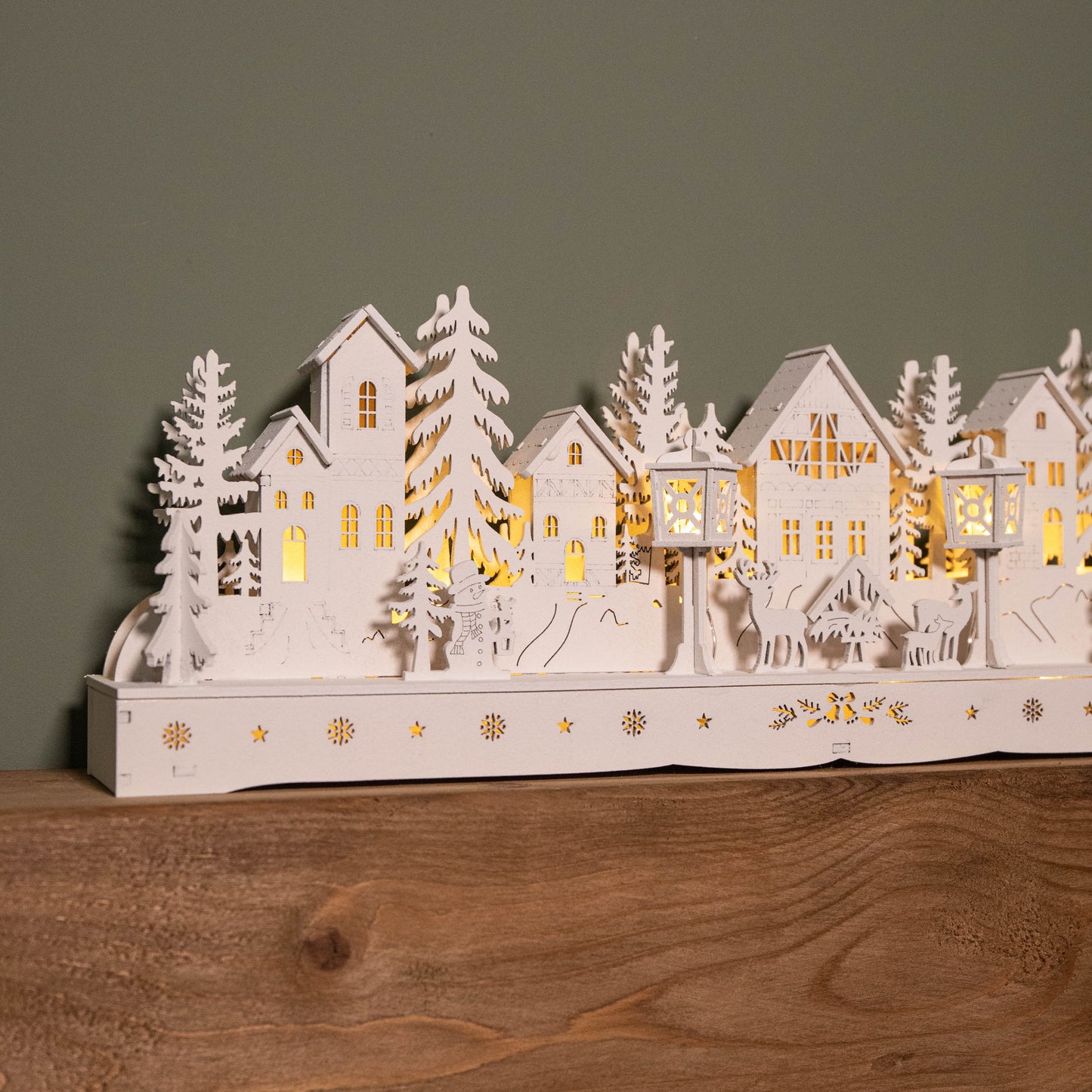 15cm Battery Operated Light up Wooden House Scene with 15 Warm White LEDs