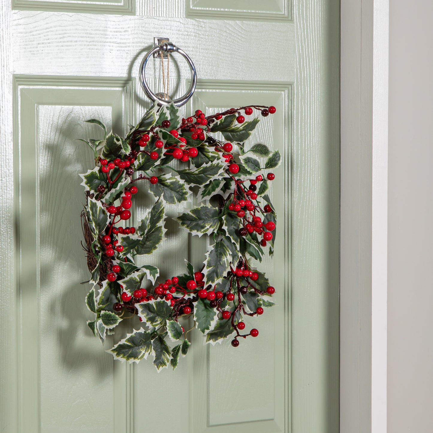 40cm Hanging Christmas Wreath with Red Berries and Holly Leaves